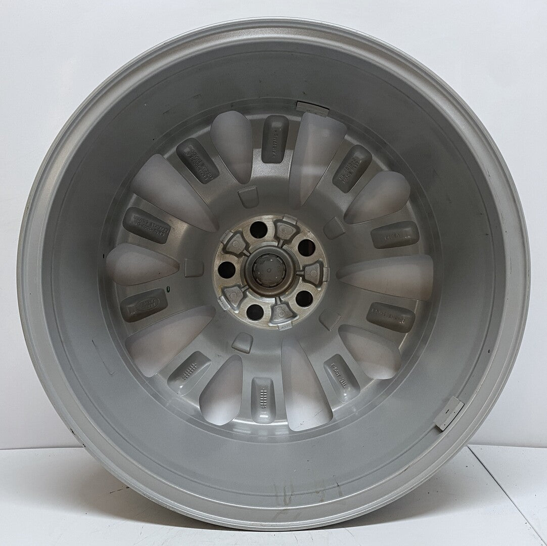 LR037745
