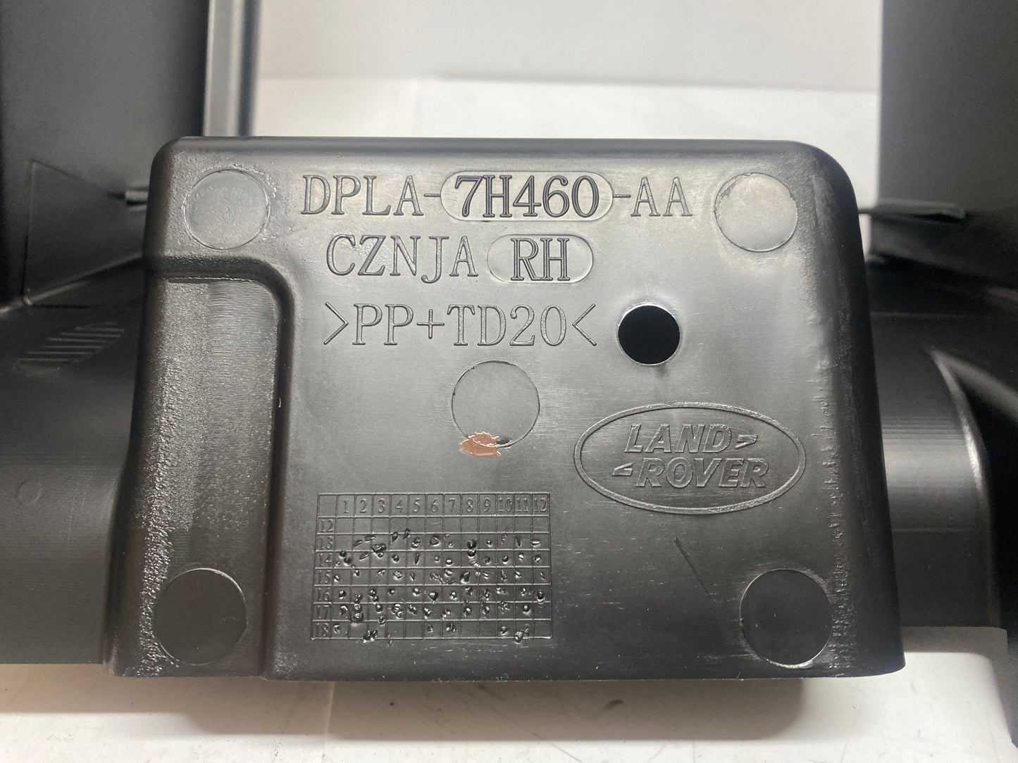 LR044395
