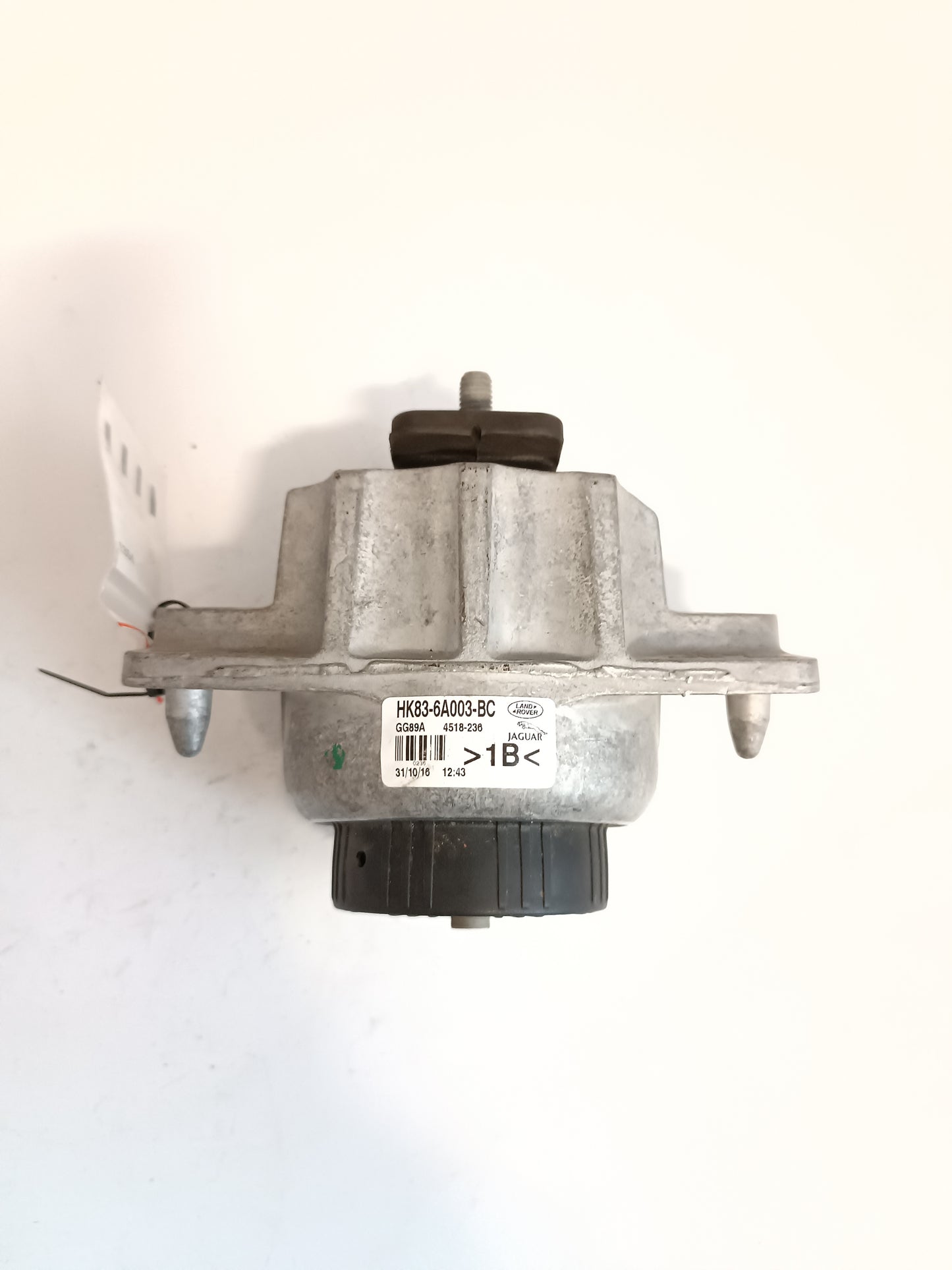 T4A1057