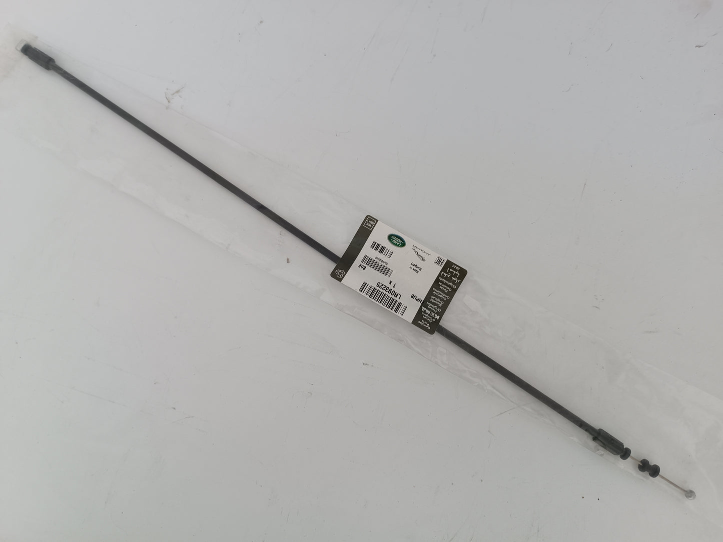 LR093225