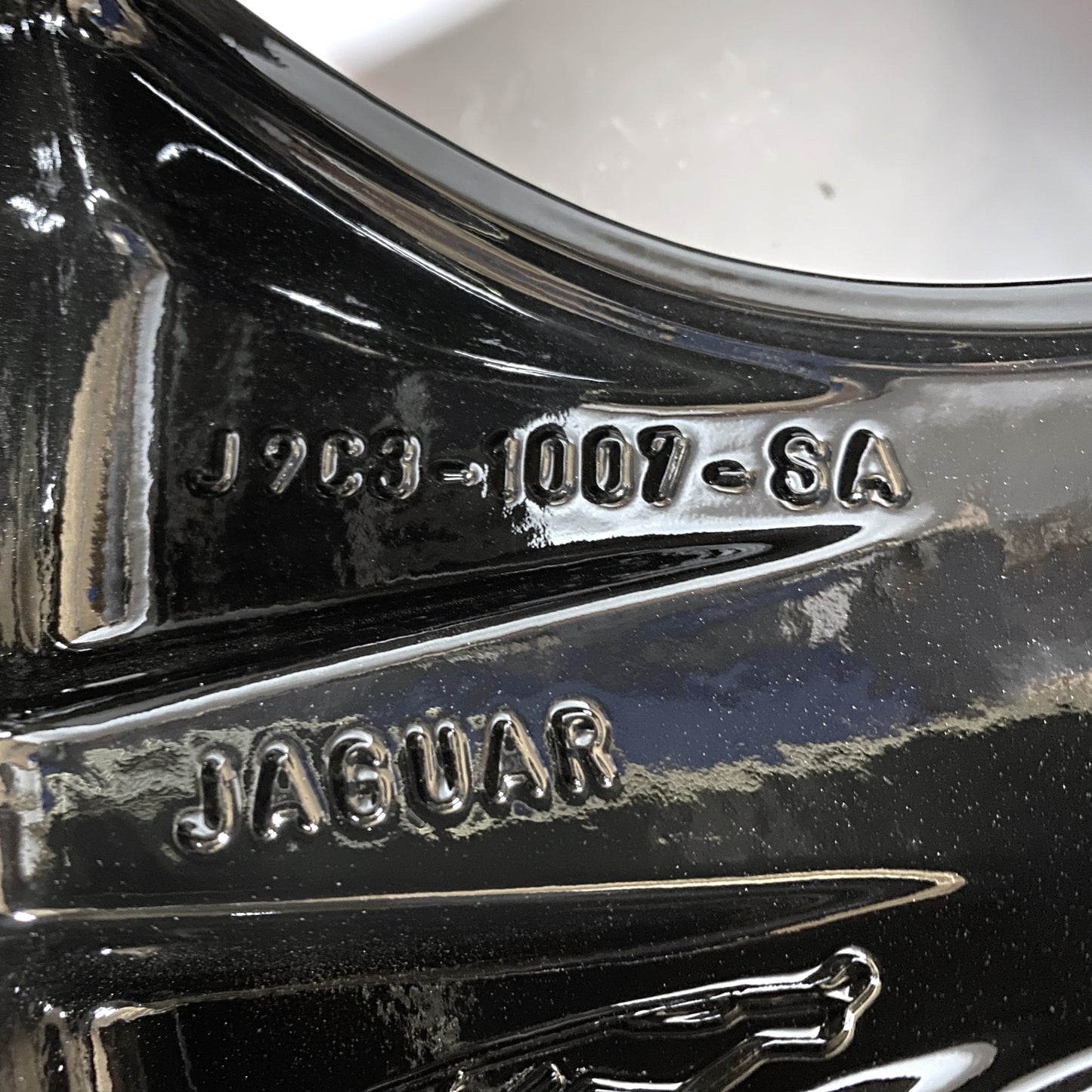 J9C3208
