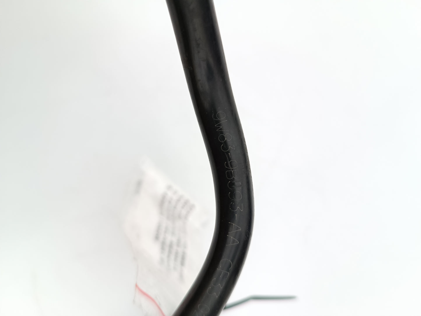 LR010749,AJ811695