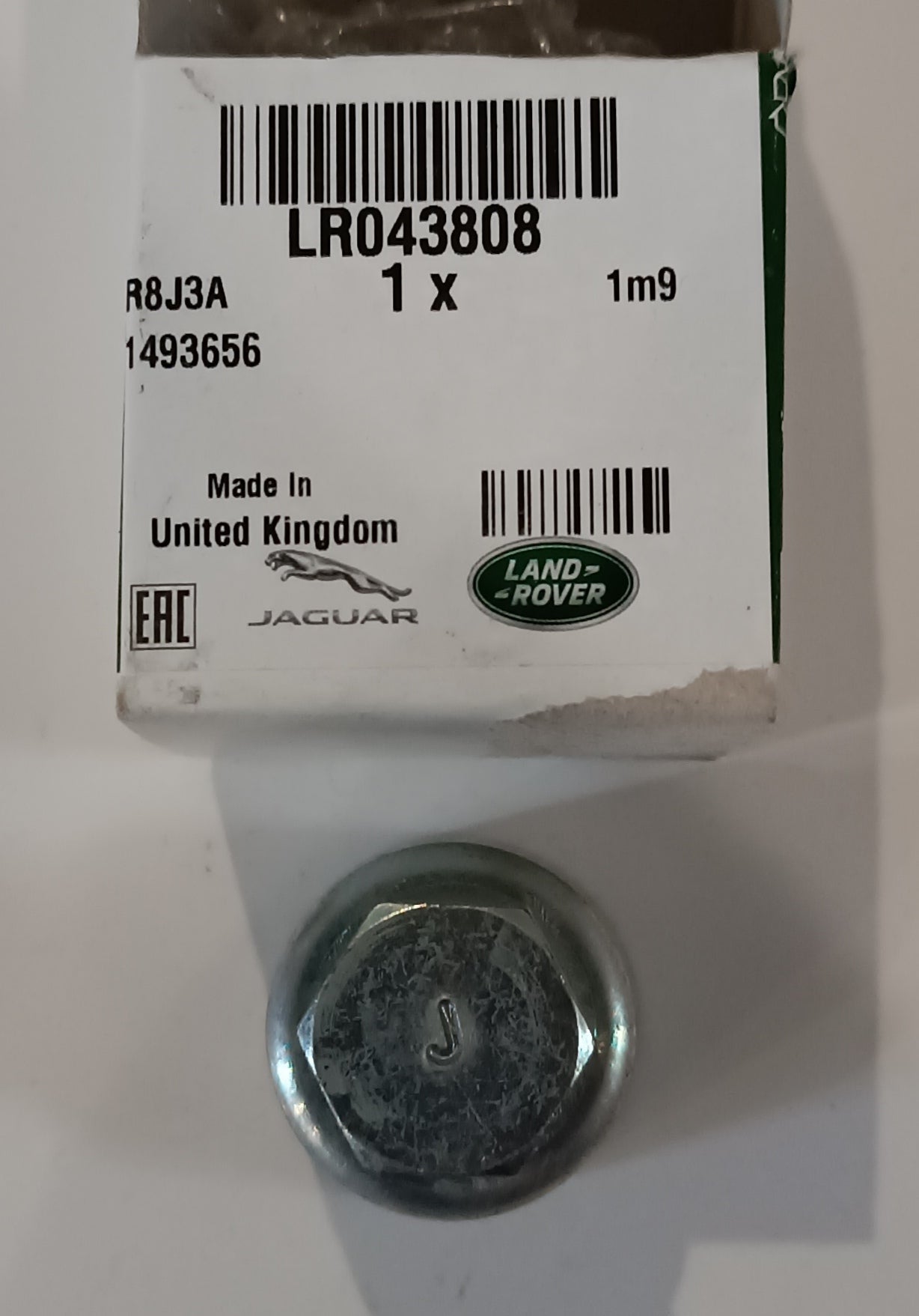 LR043808
