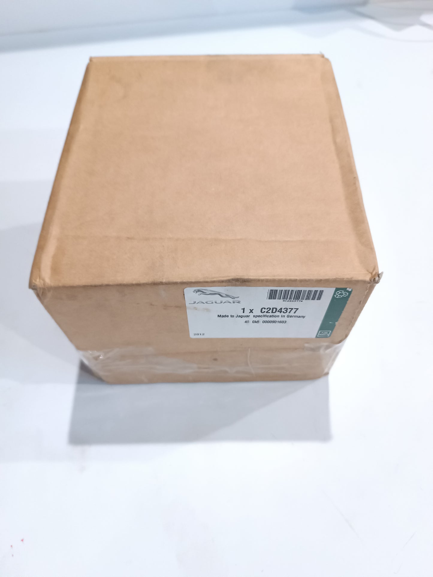 LR000578,C2D4377