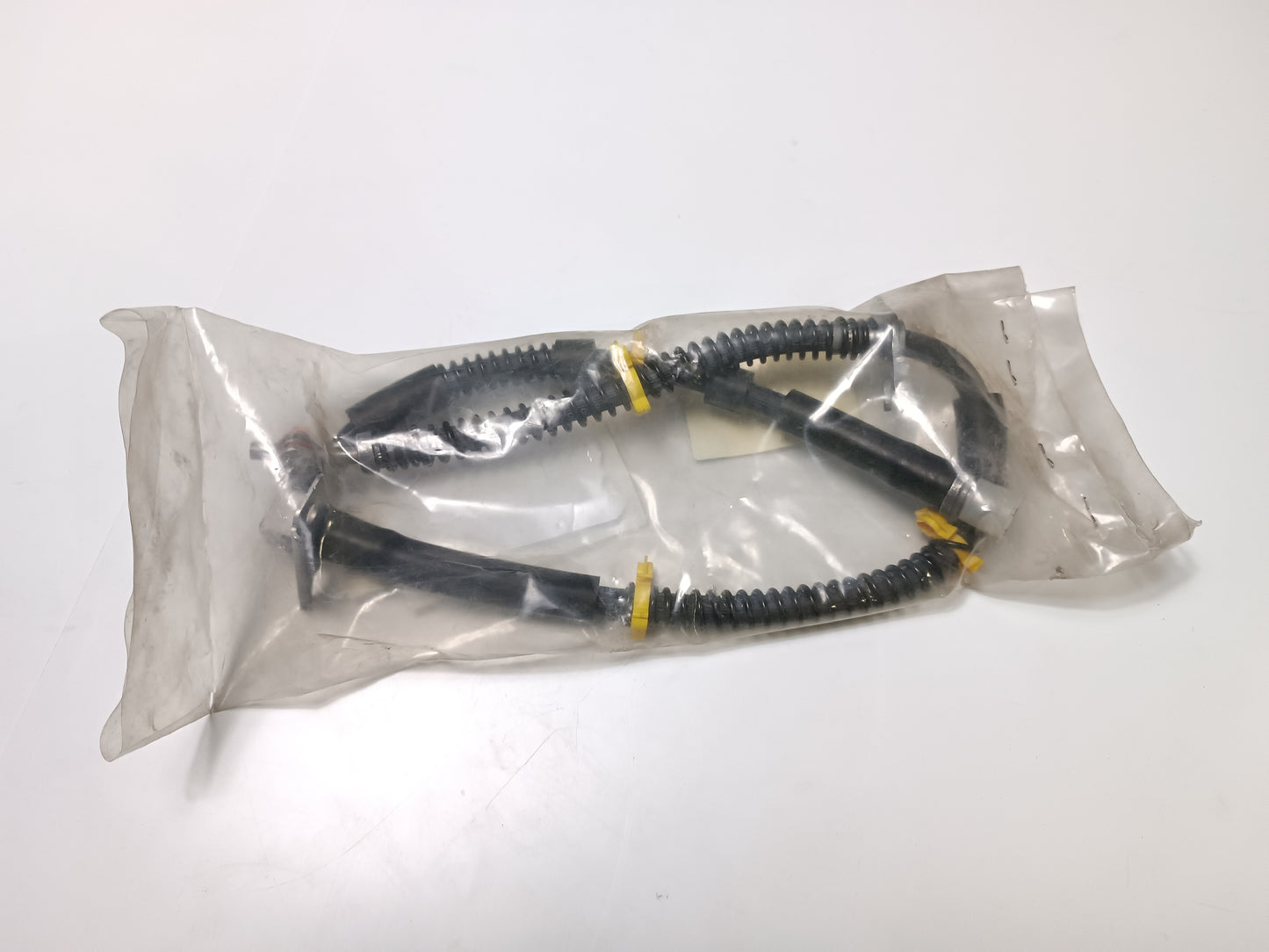LR058021,LR044355