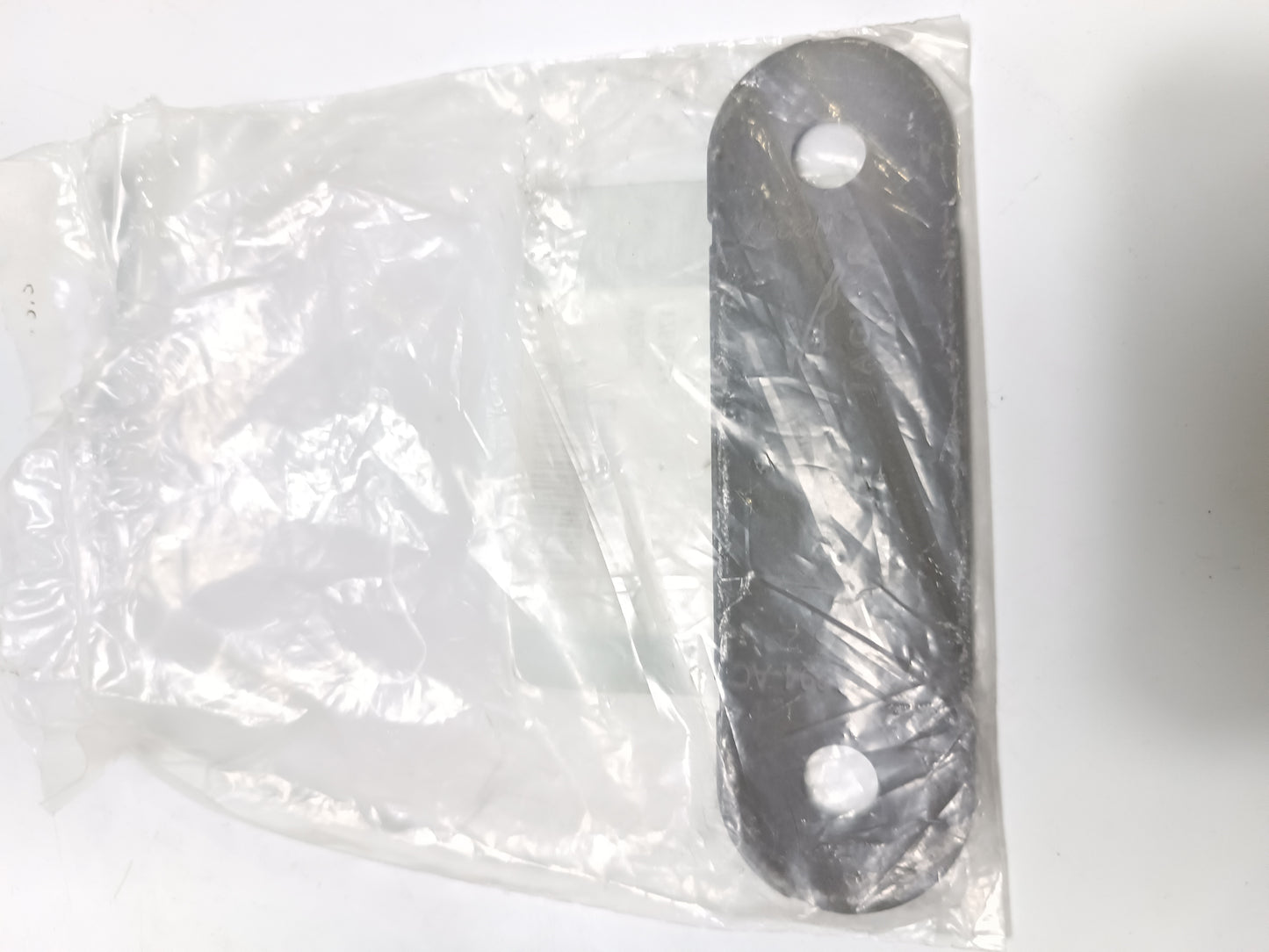 T2H3855,LR060773