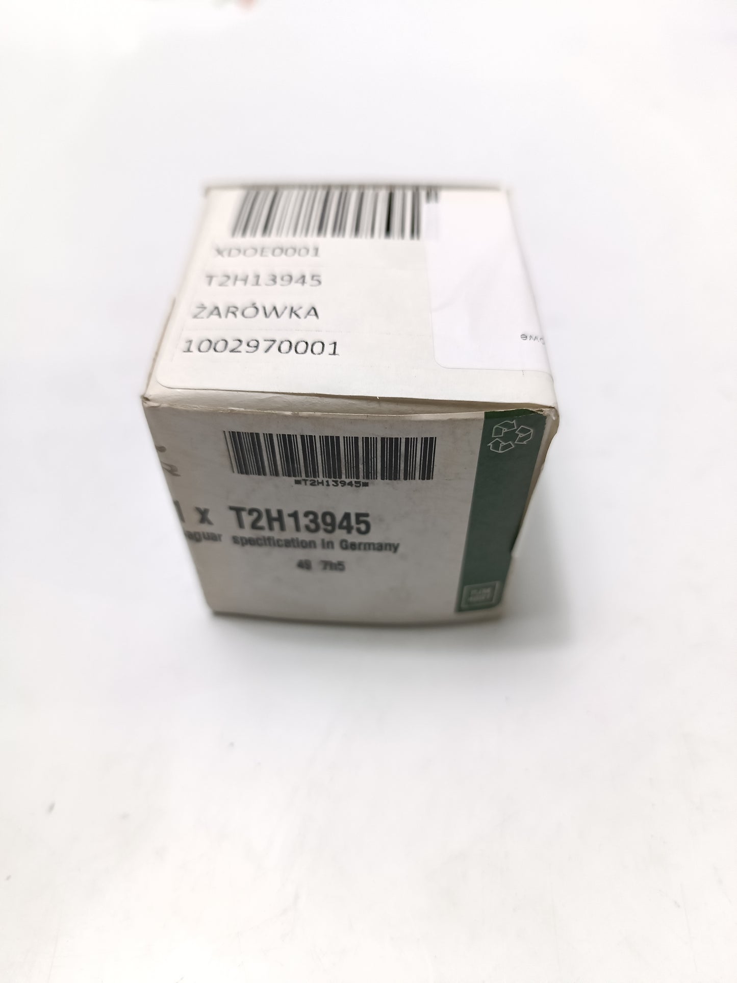 T2H13945