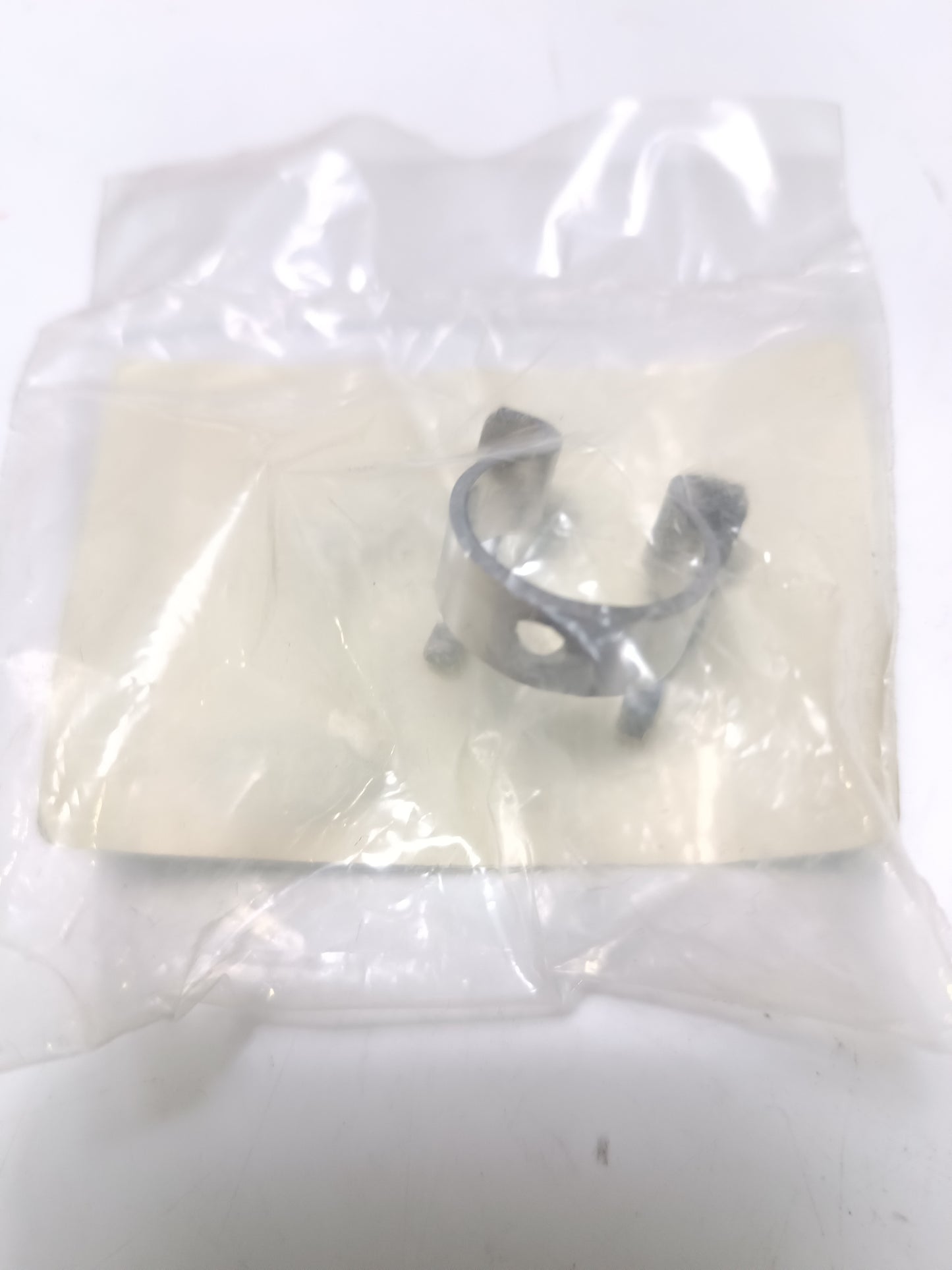 LR010767,AJ811671