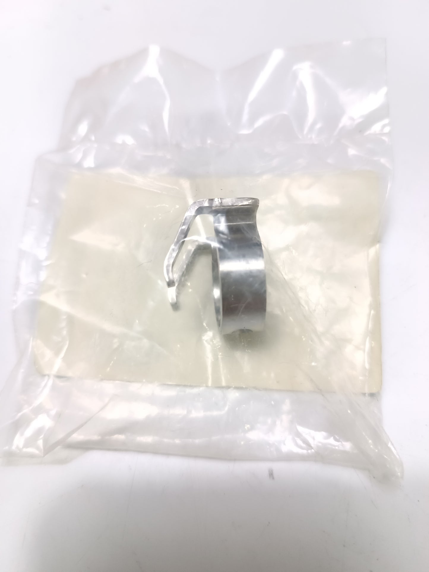 LR010767,AJ811671