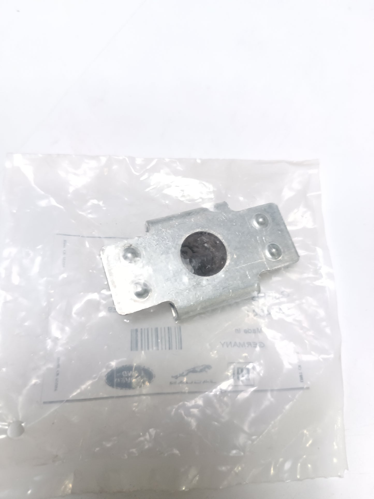 LR117109,LR096354