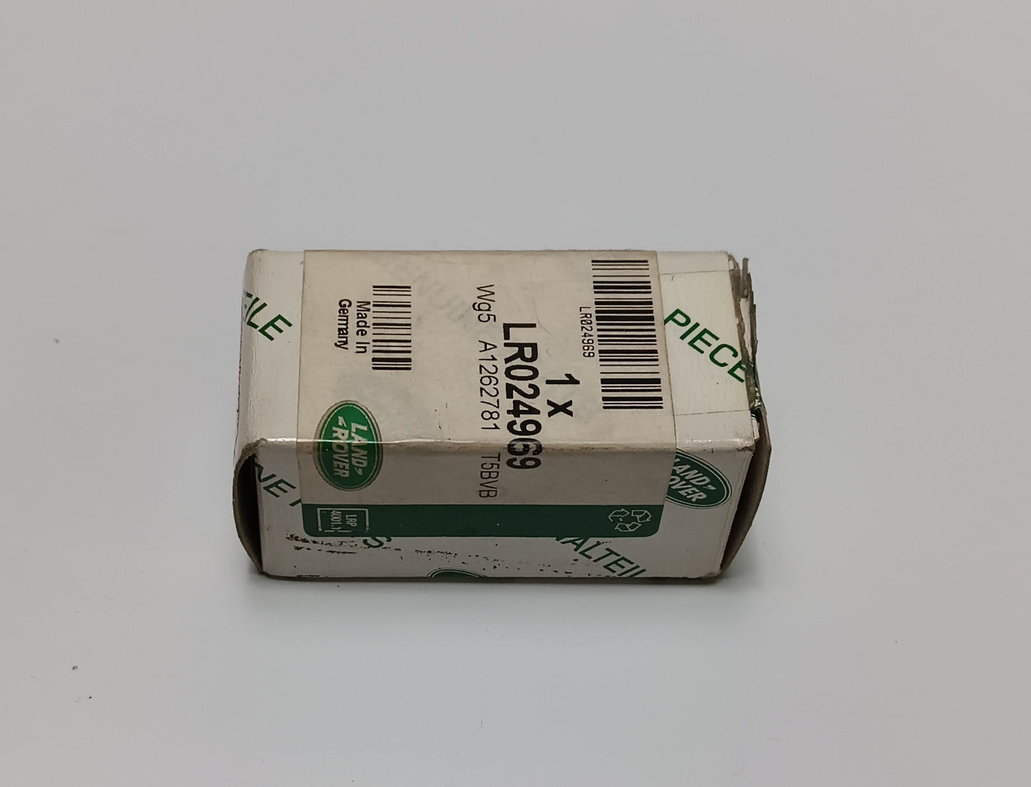 LR024969,C2Z21970