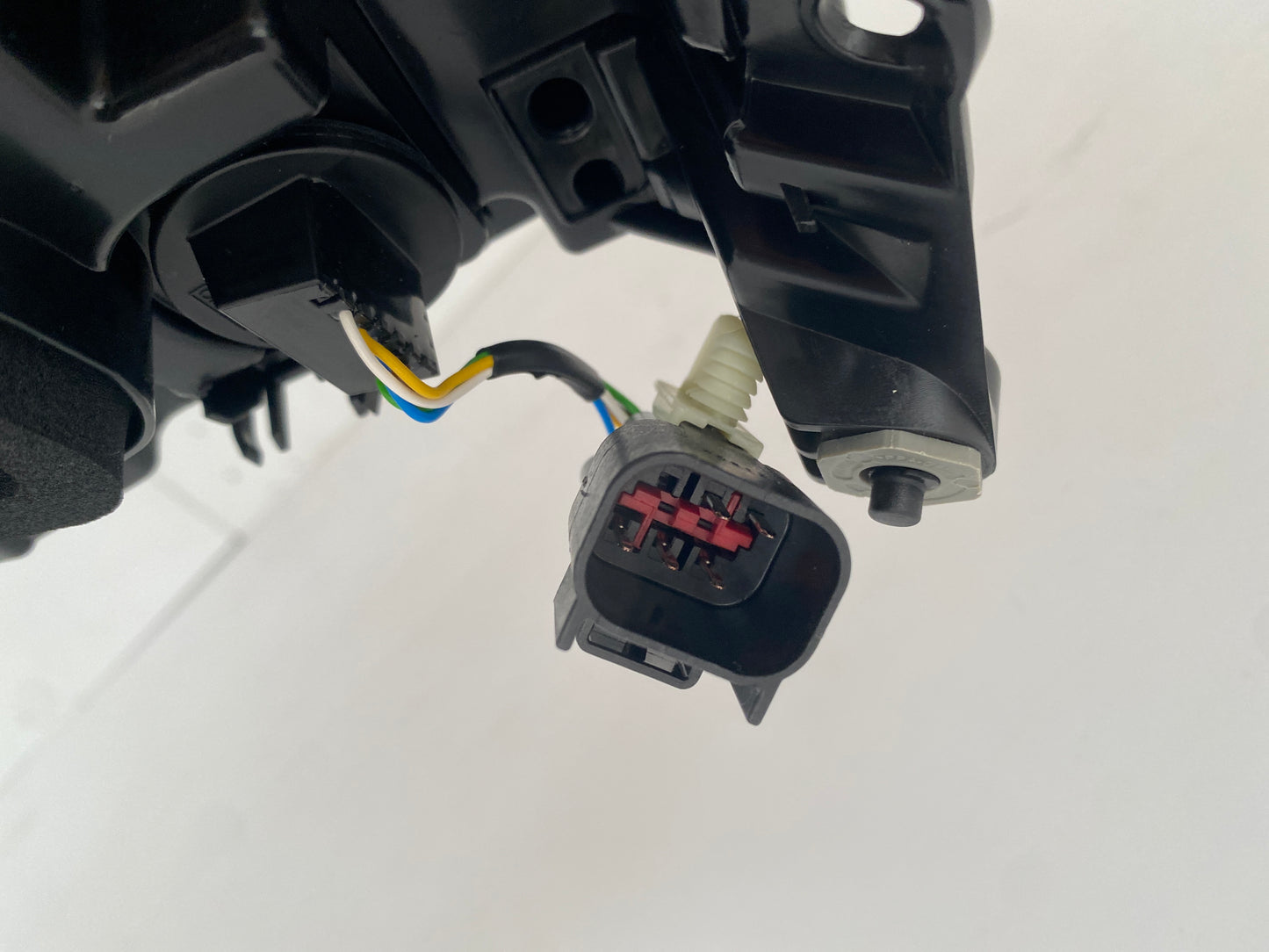 LR173011,LR128380,453123575