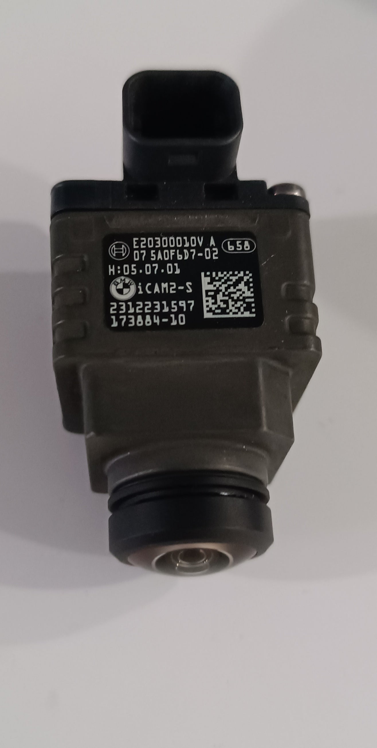 E20300010V A