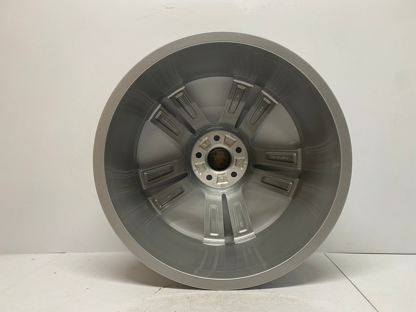 4M0601025H