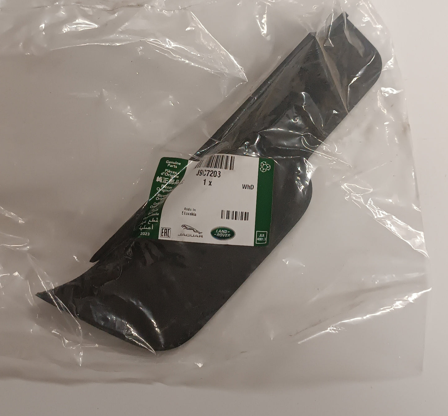 J9C7203