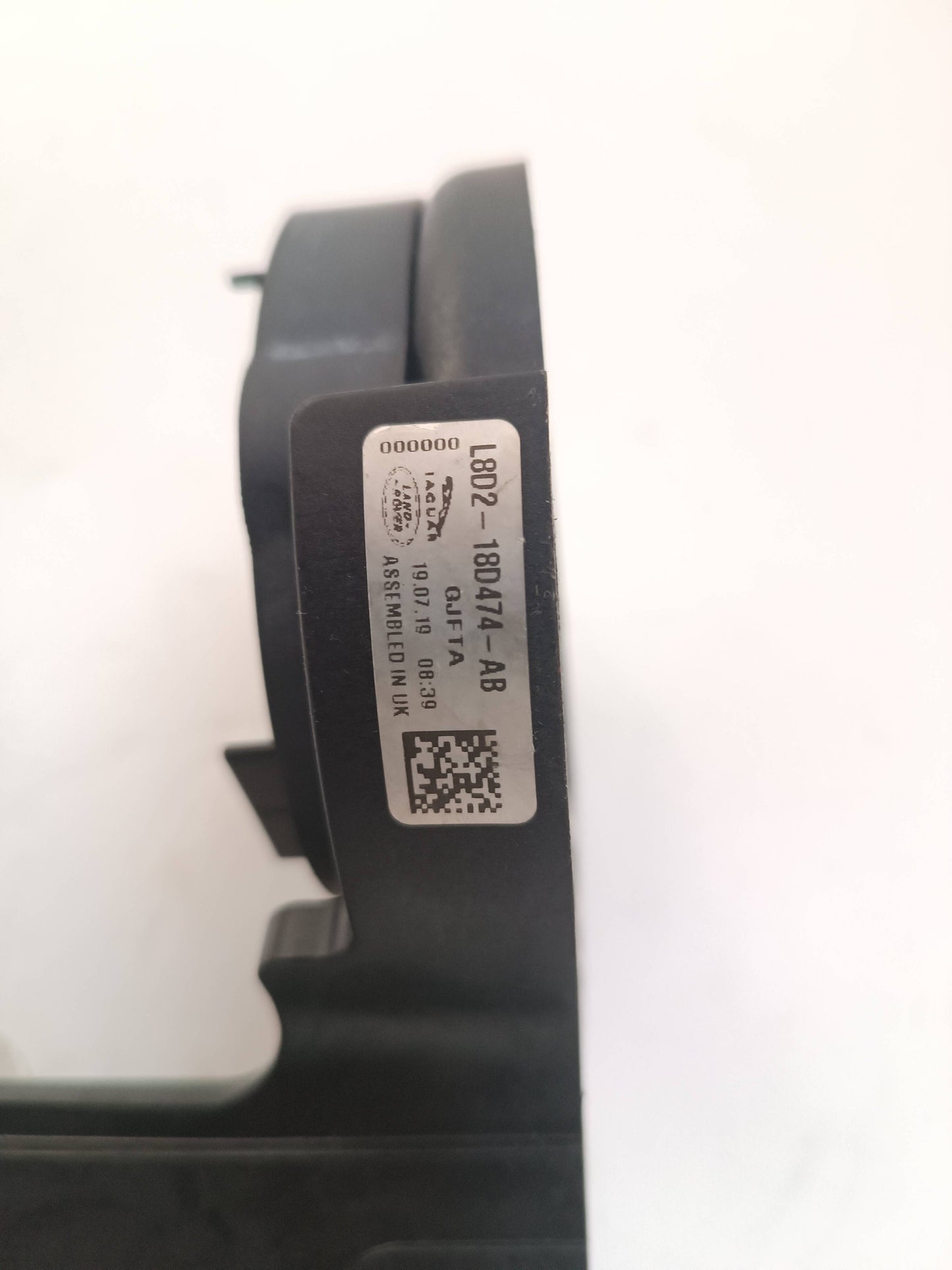 LR135839,J9C25890