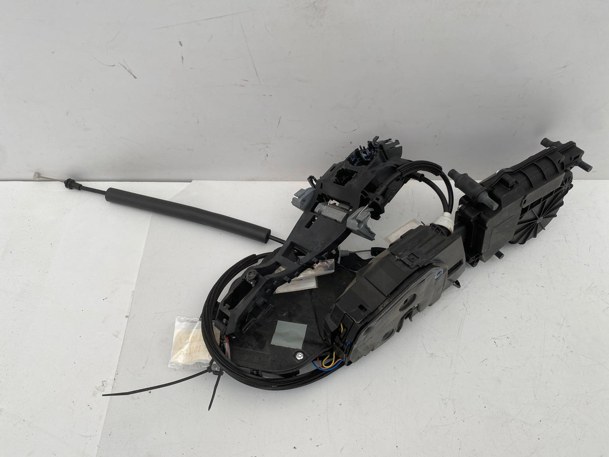 LR078728,LR064797,LR053681,LR048245,C2D49432,C2D41110
