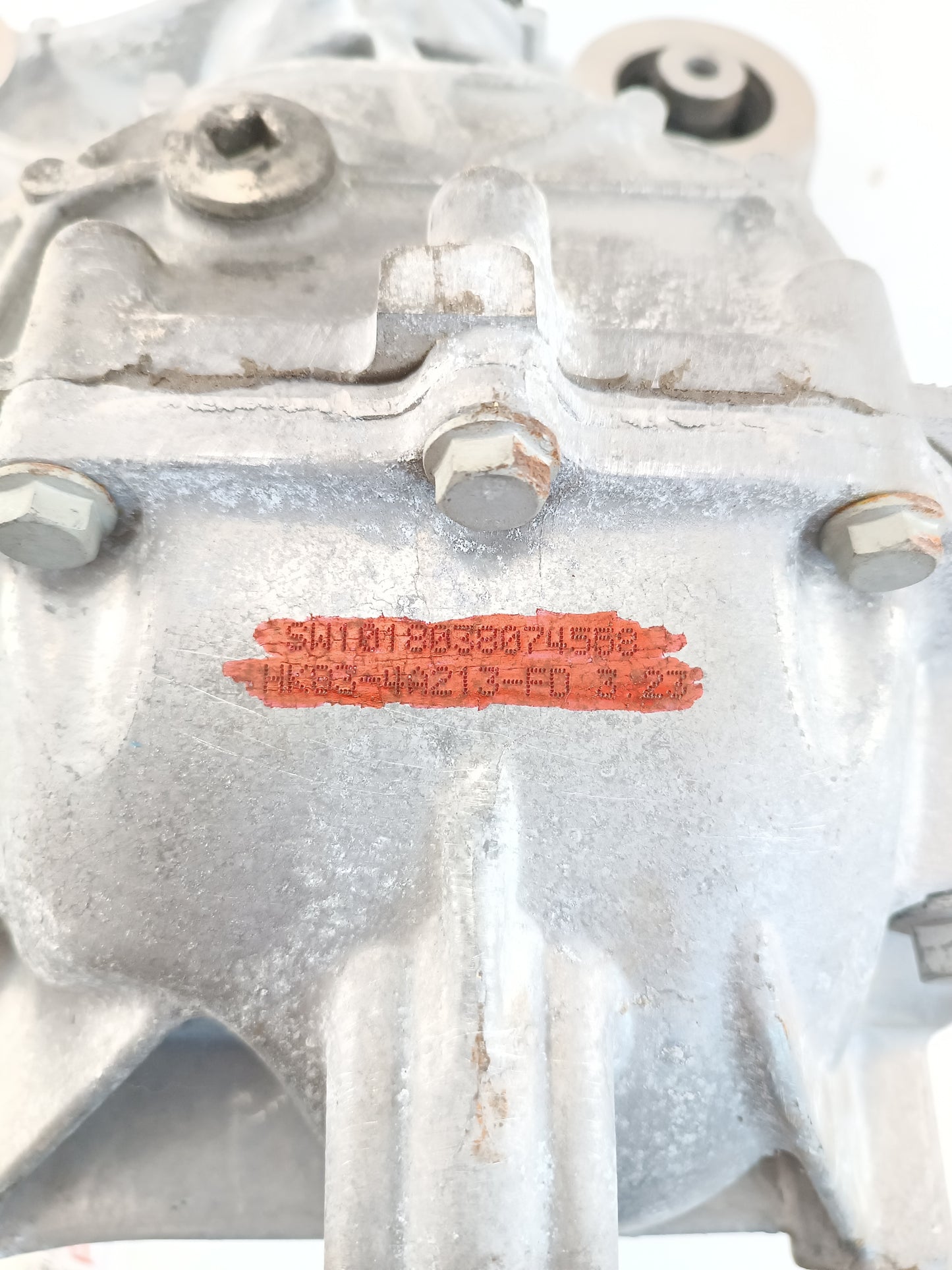 LR096010,T4A4203