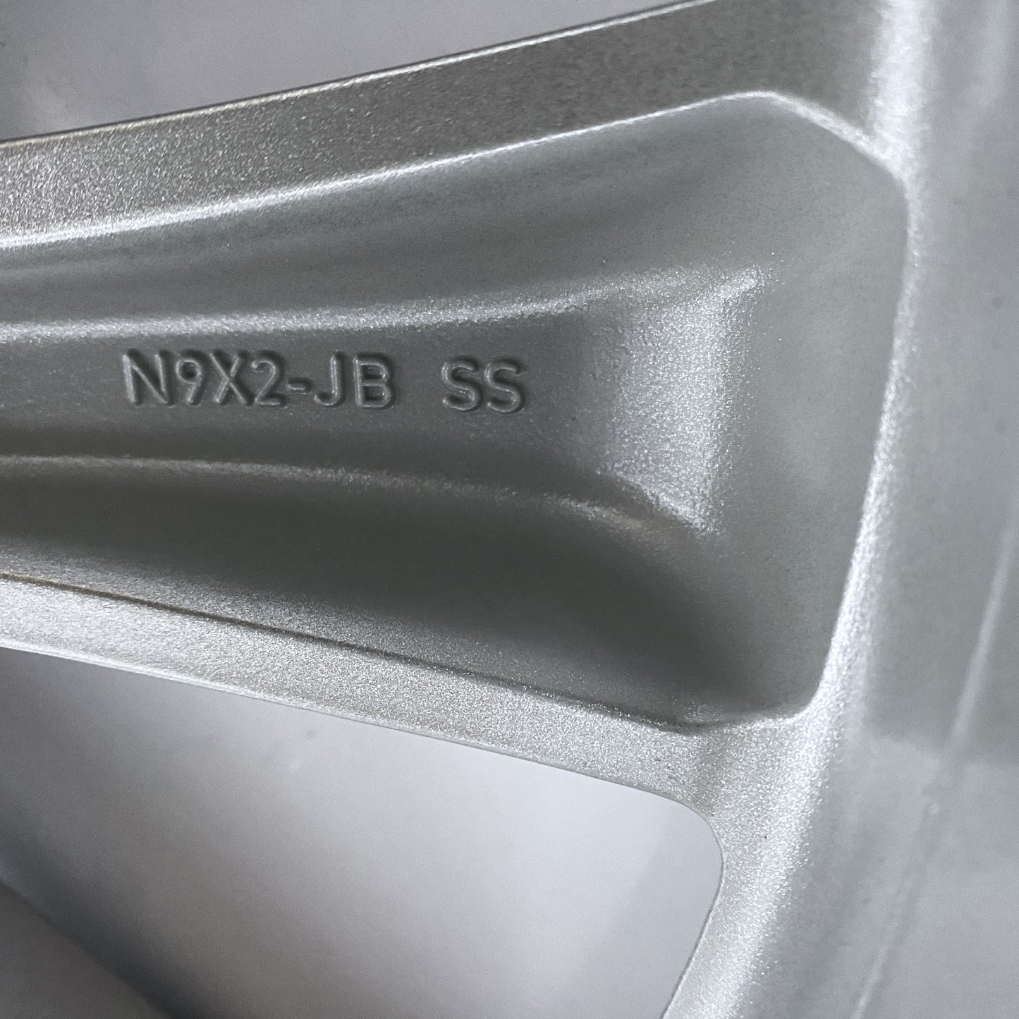 LR167057