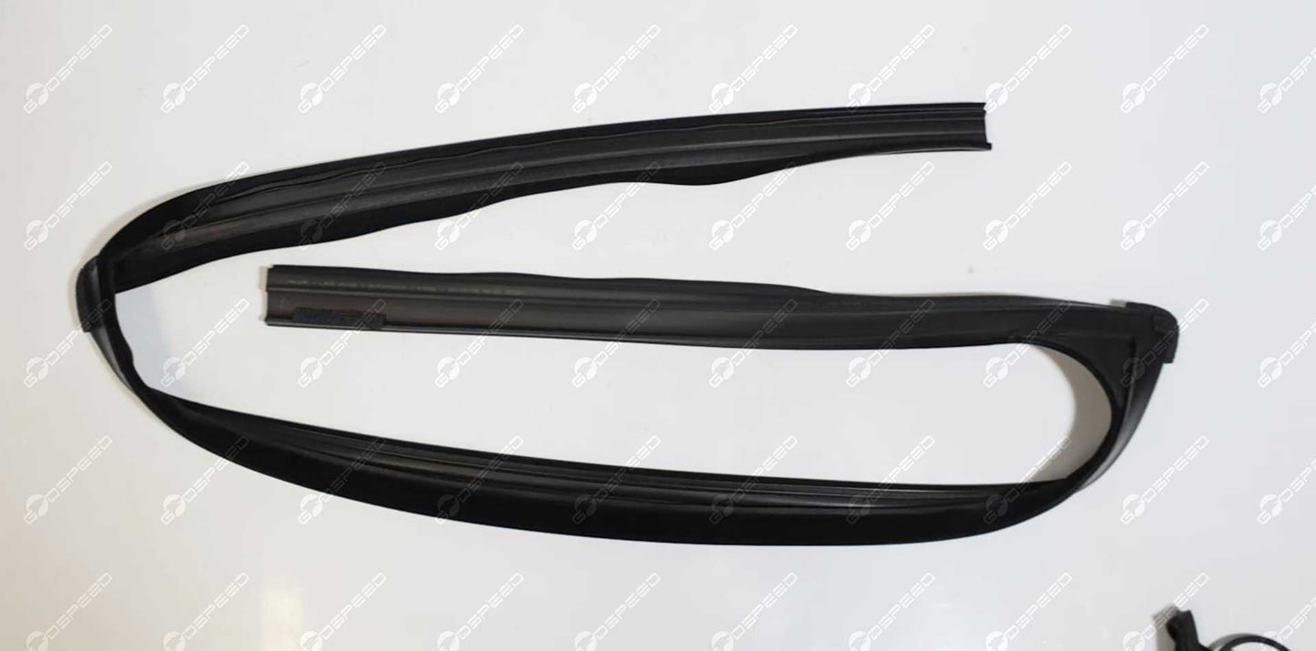 Uszczelka drzwi szyby E-Pace J9C17808