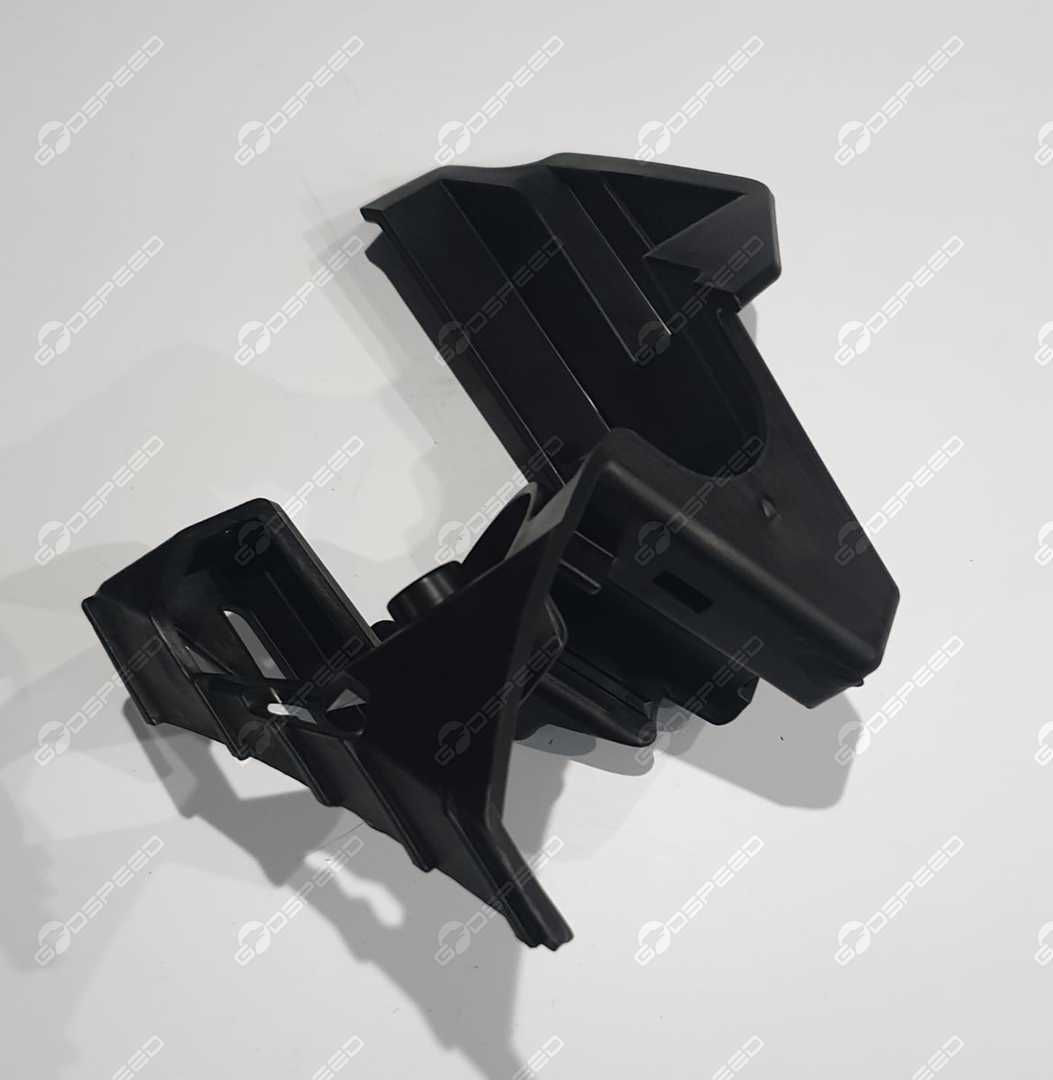 Mocowanie Spryskiwacza Rh Xkr-S C2P21929 Cw8M17A793Aa Bracket Mounting, Rh, Front Bumper, Powerwash Jet XKR-S C2P21929