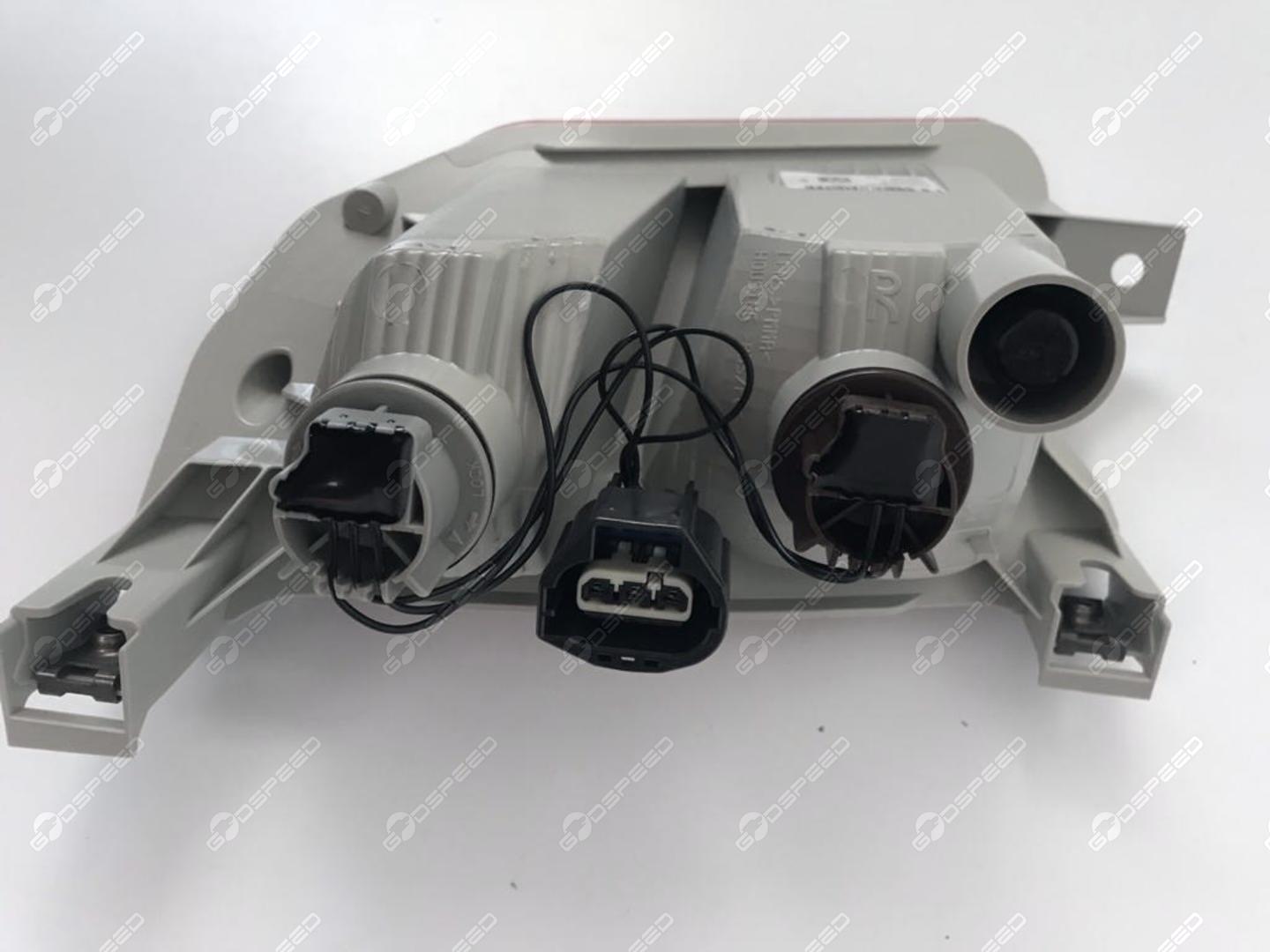 Lampa Przeciwmgielna Rhr F-Type C2P22189