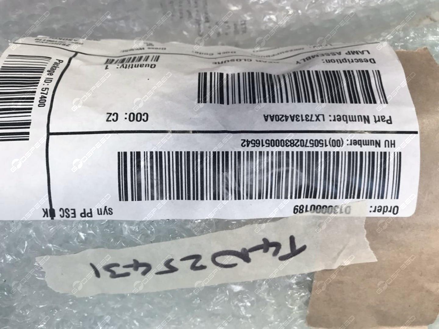 Lampa W Klapę Xe Lift T4N25431