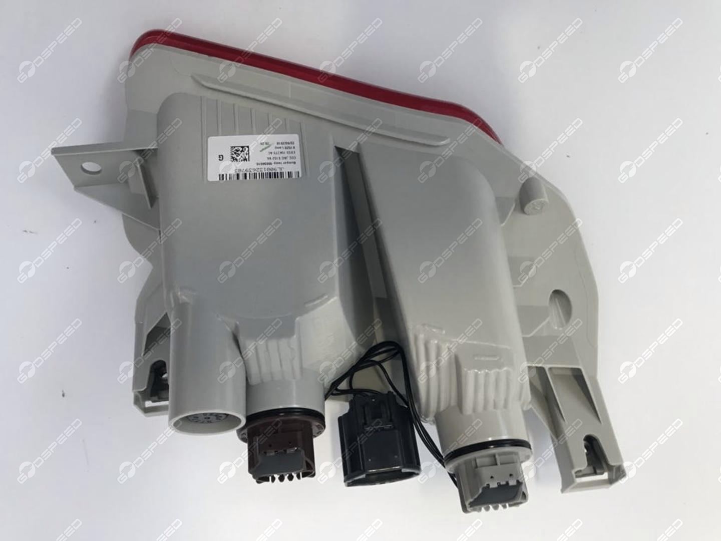 Lampa Przeciwmgielna F-Type C2P22191