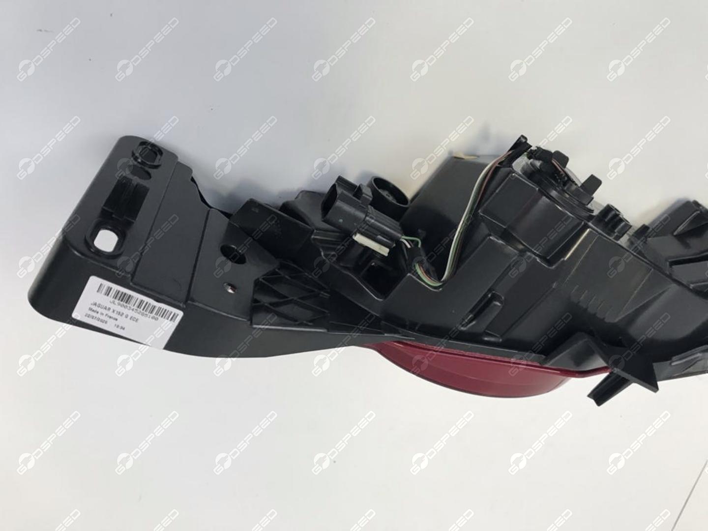 Lampa W Klape F-Type Coupe T2R17730