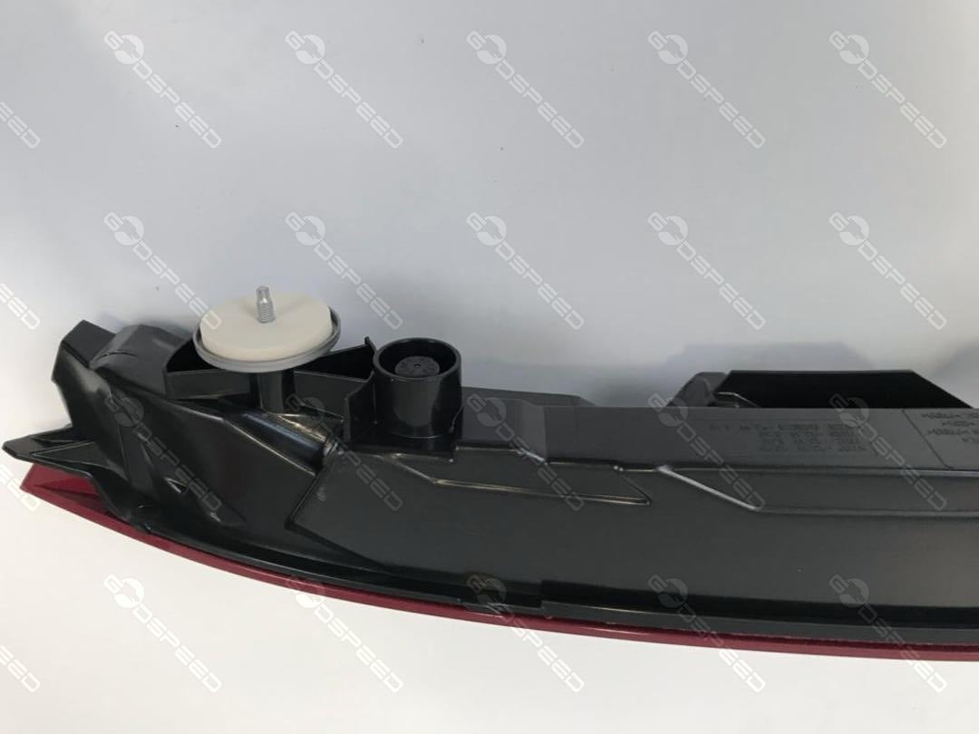 Lampa W Klape F-Type Coupe T2R17730