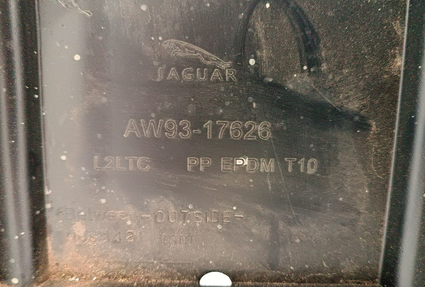 Płyta pod zderzak przód XJ (X351), C2D3553