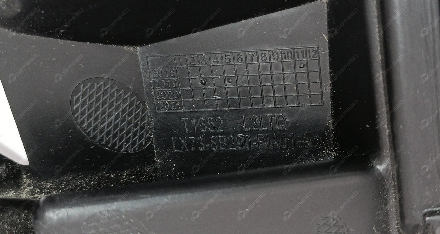 Kratka boczna zderzaka zamknięta , lewa Jaguar XE (X760) T4N28954 Używana