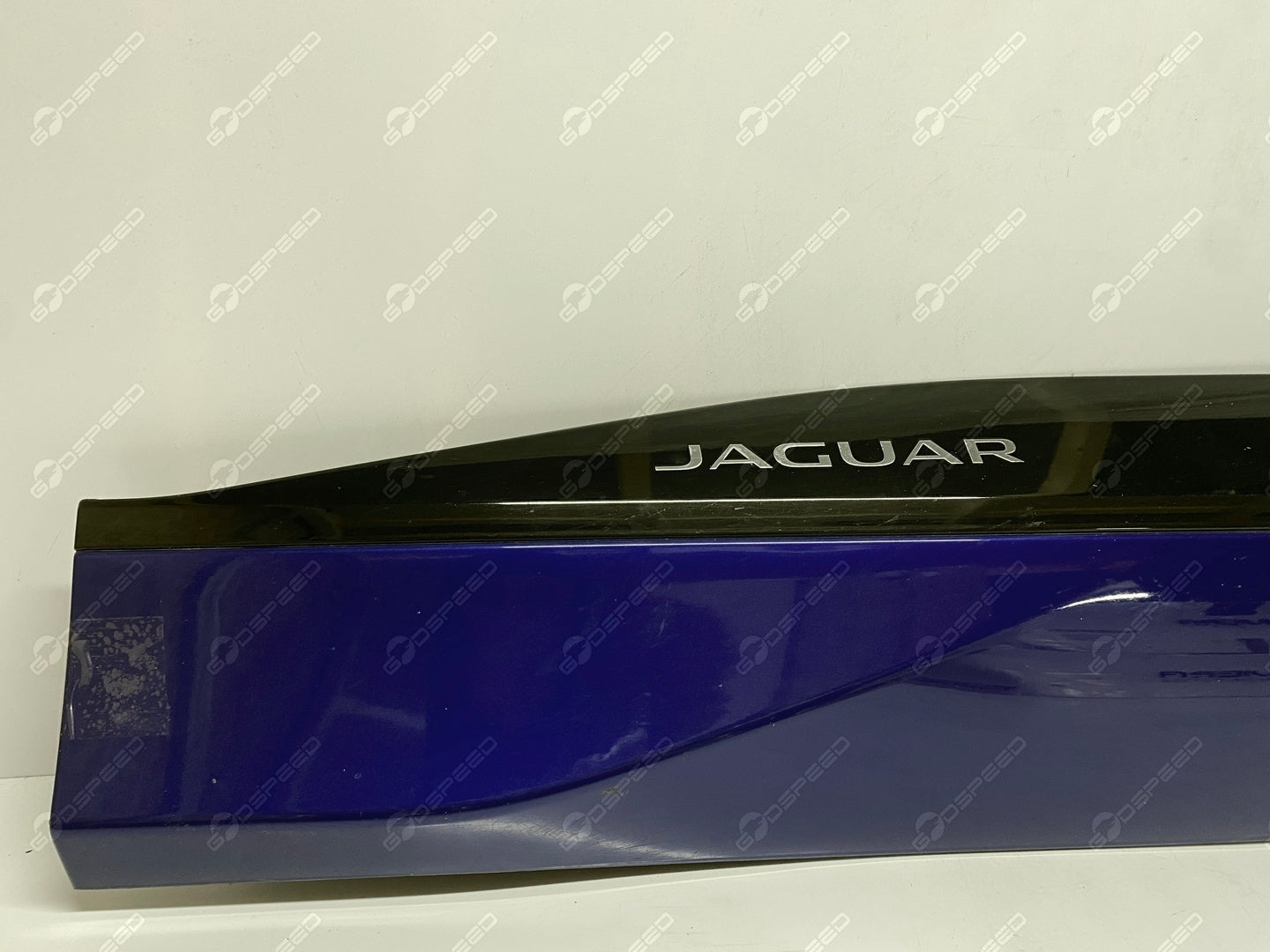 Listwa dolna drzwi przód lewa Jaguar I-PACE (X590) T4K1114LML T4K9213LML T4K10128LML ceasium blue/ narvick black Używana