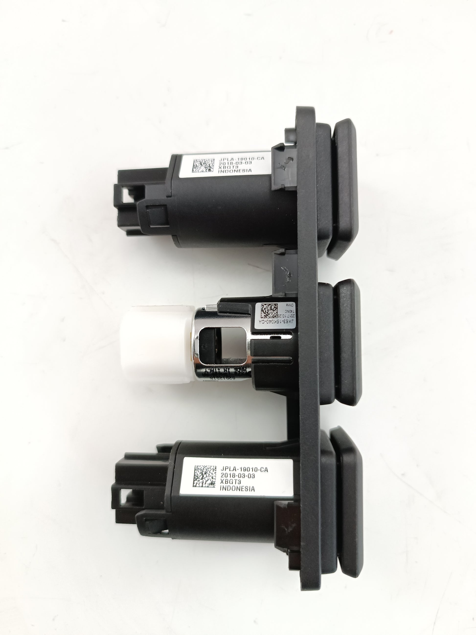 T2J2787,LR076857