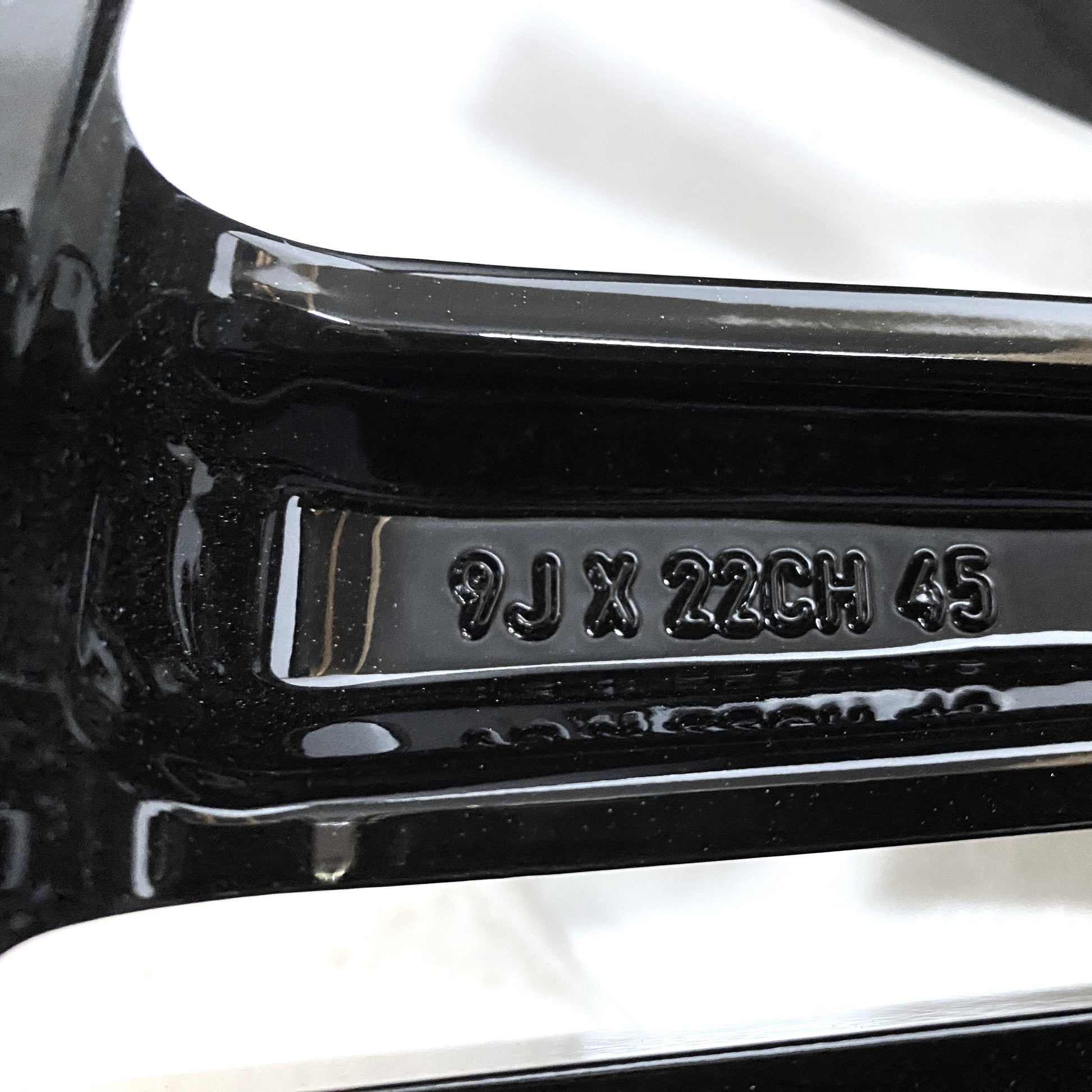 LR093330