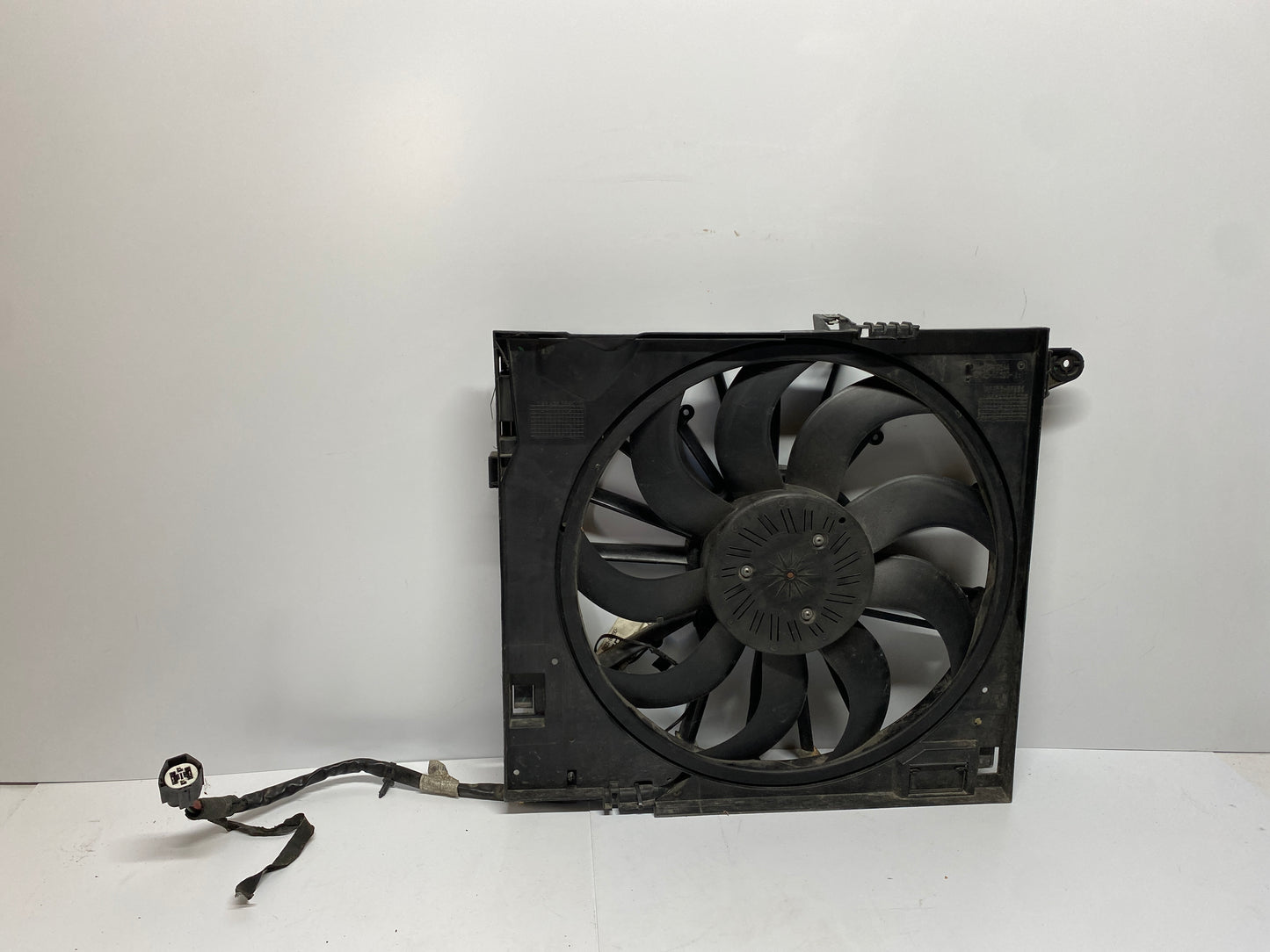 C2Z16969,C2D38736,C2D24142