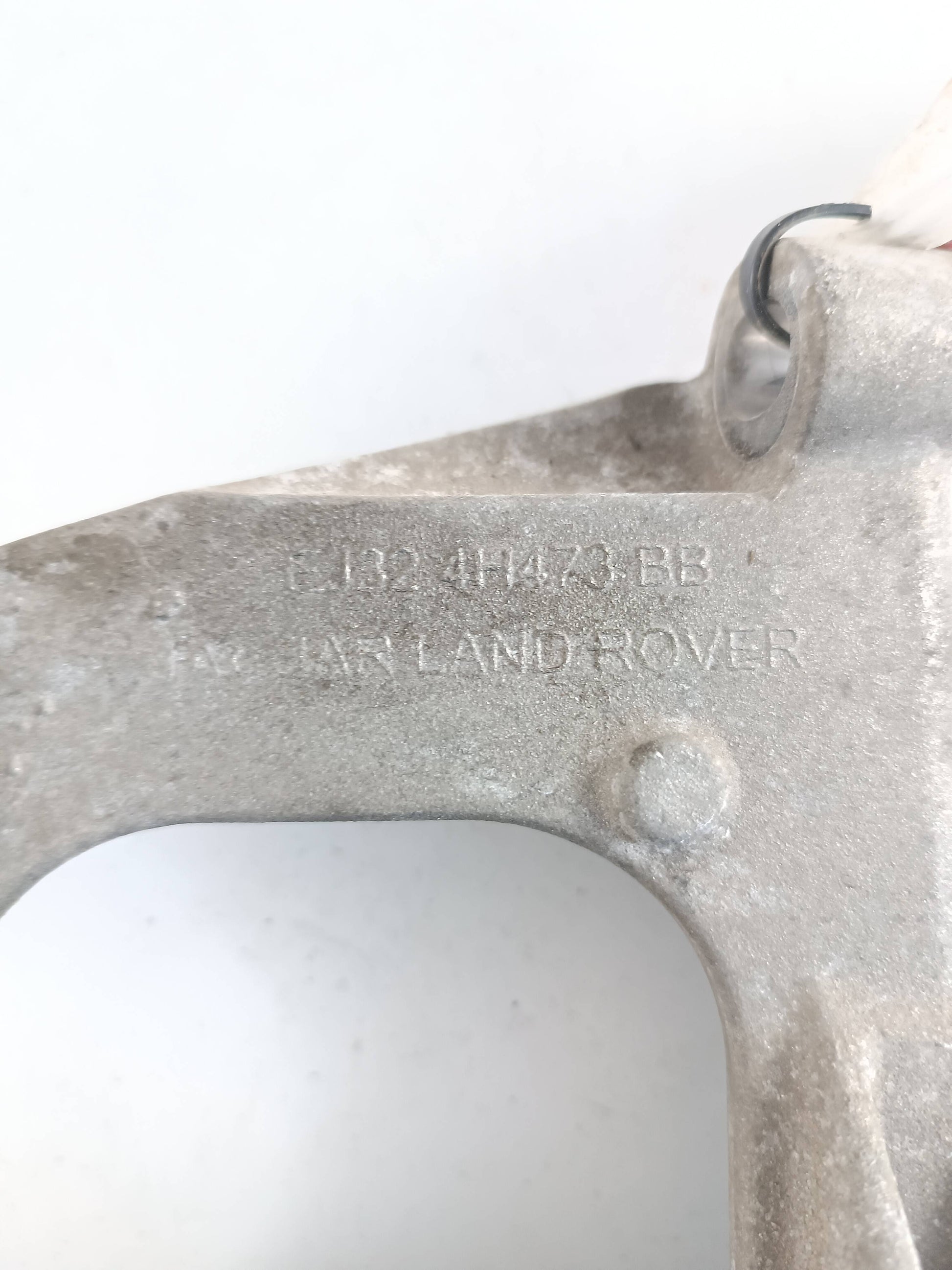 LR048530