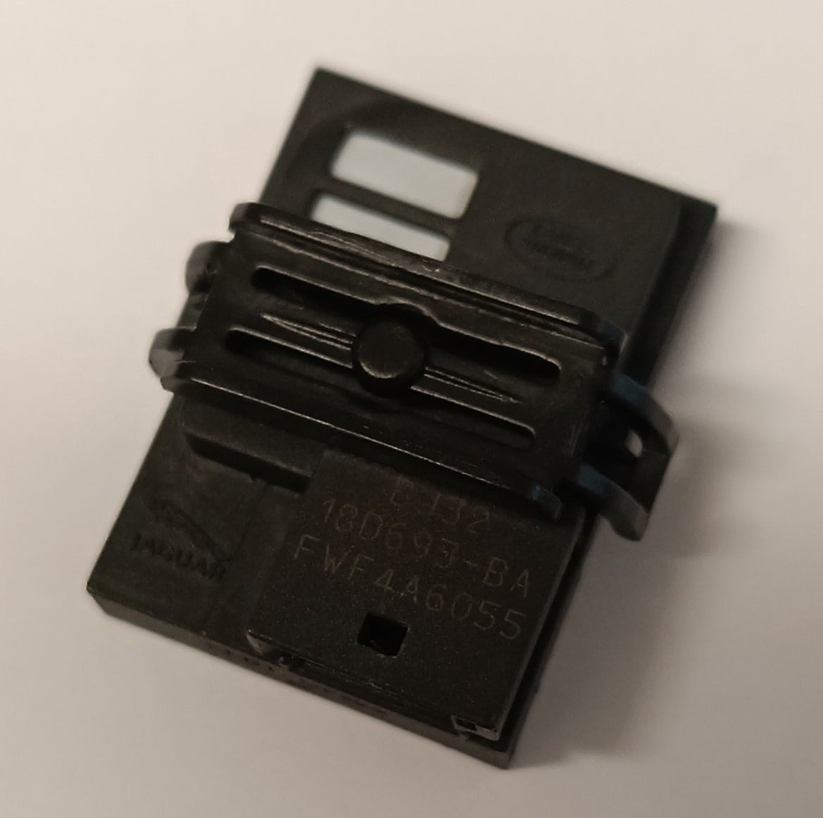 LR058011,JDE35470