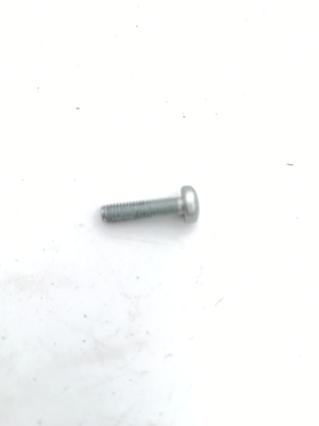 LR011270,AJ810551