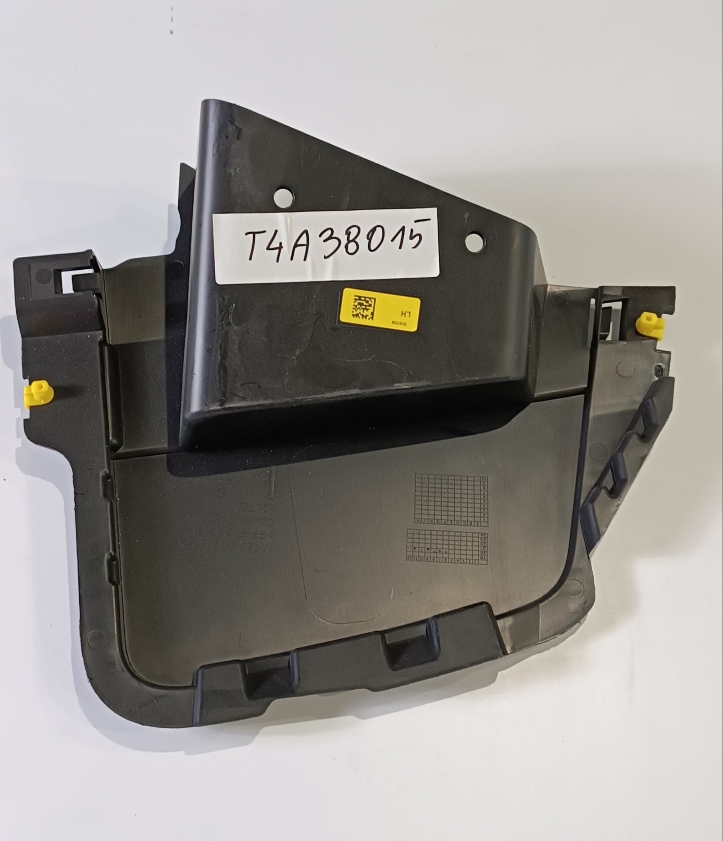T4A38015