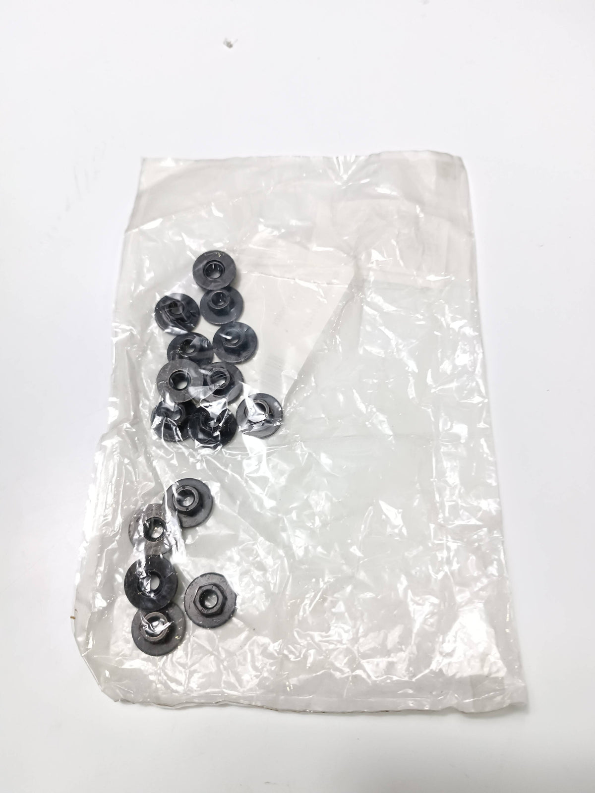 LR038528,C2D40989