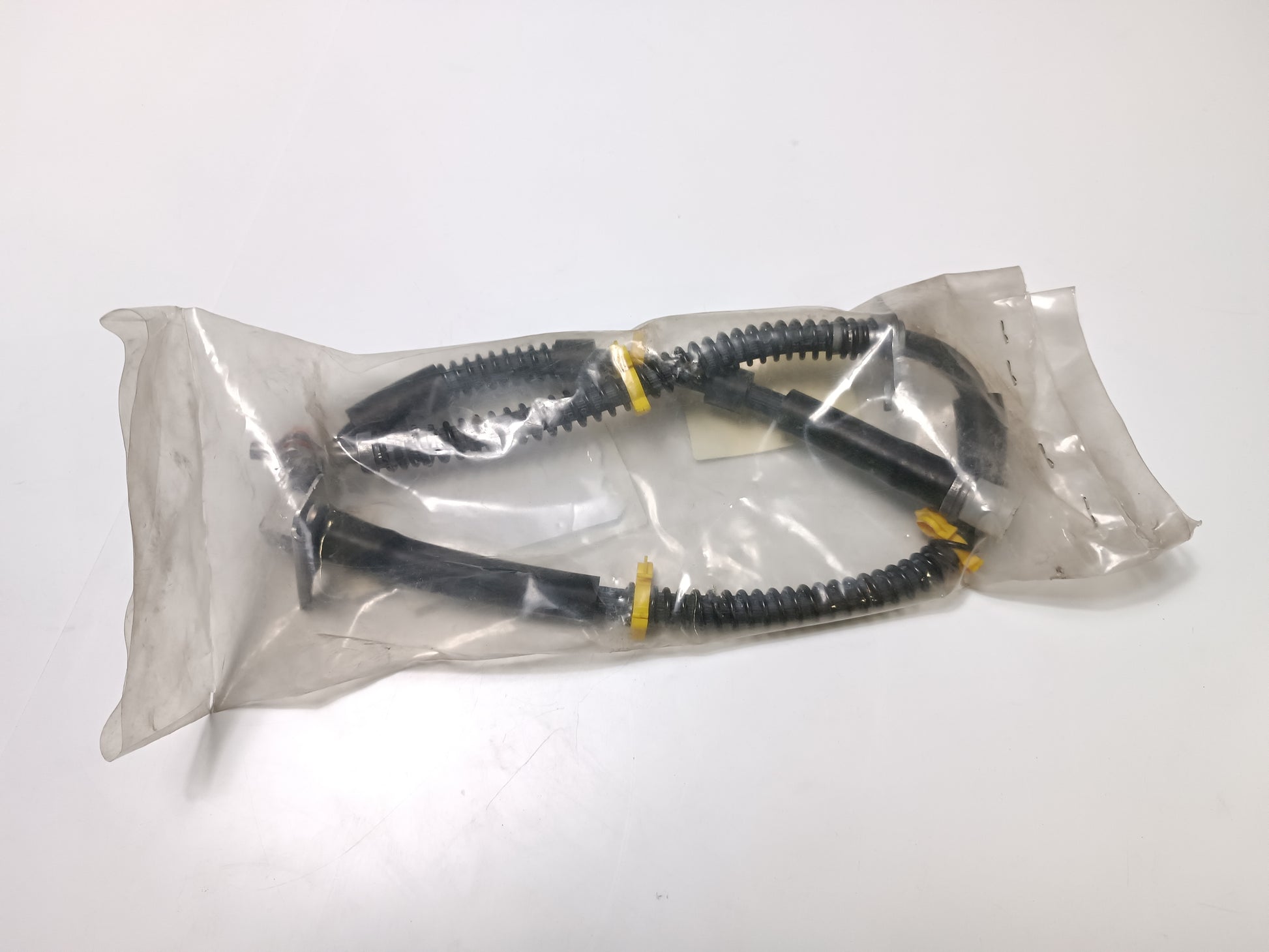 LR058021,LR044355