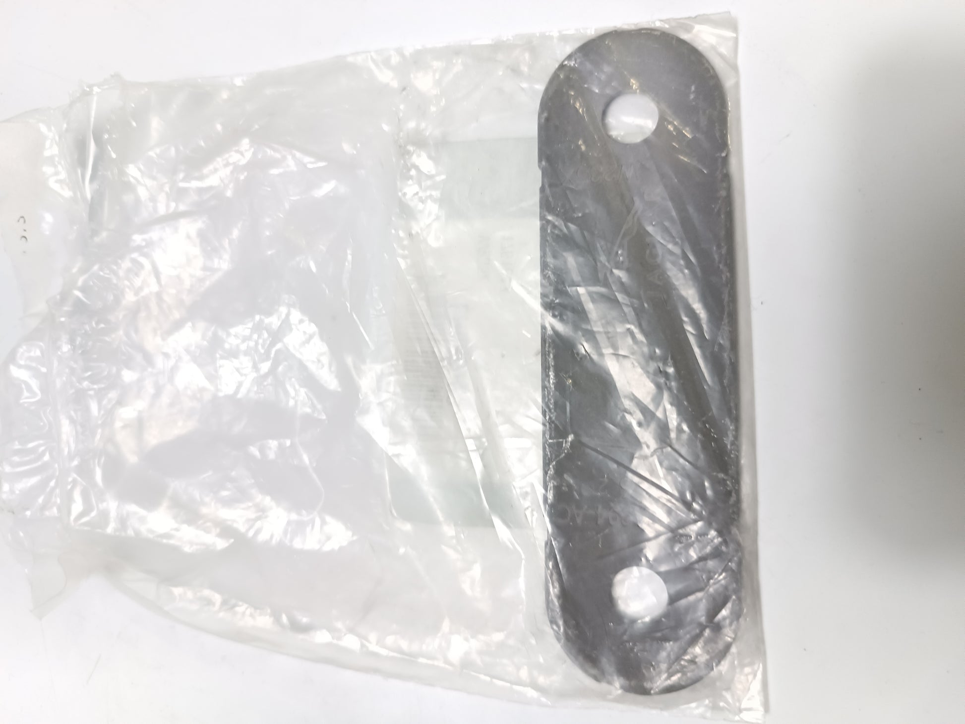T2H3855,LR060773