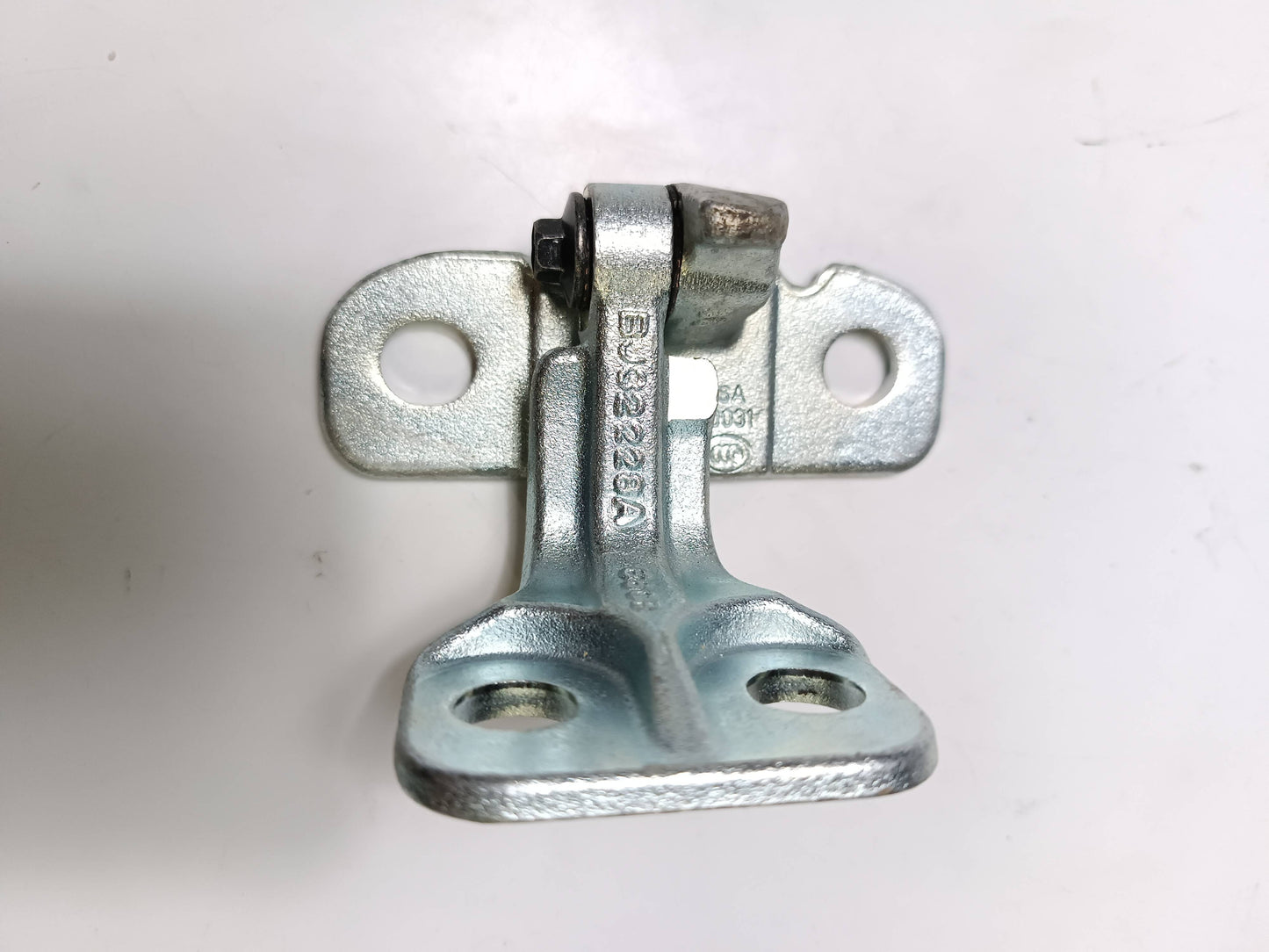 LR056353,J9C6731