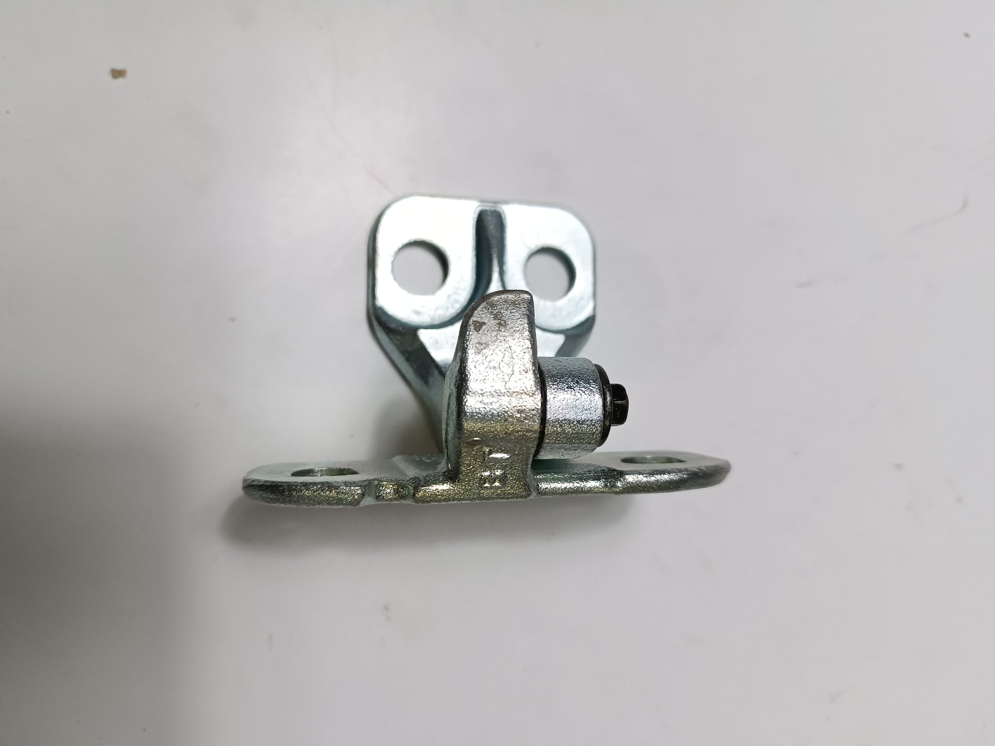 LR056353,J9C6731