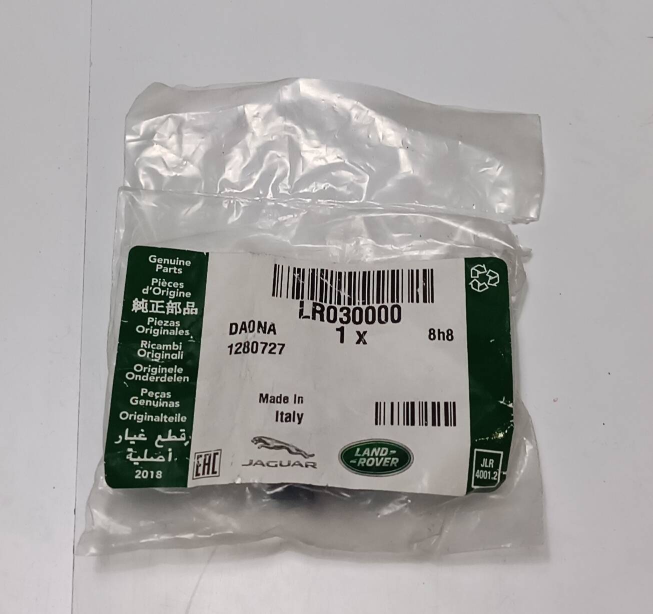 LR030000