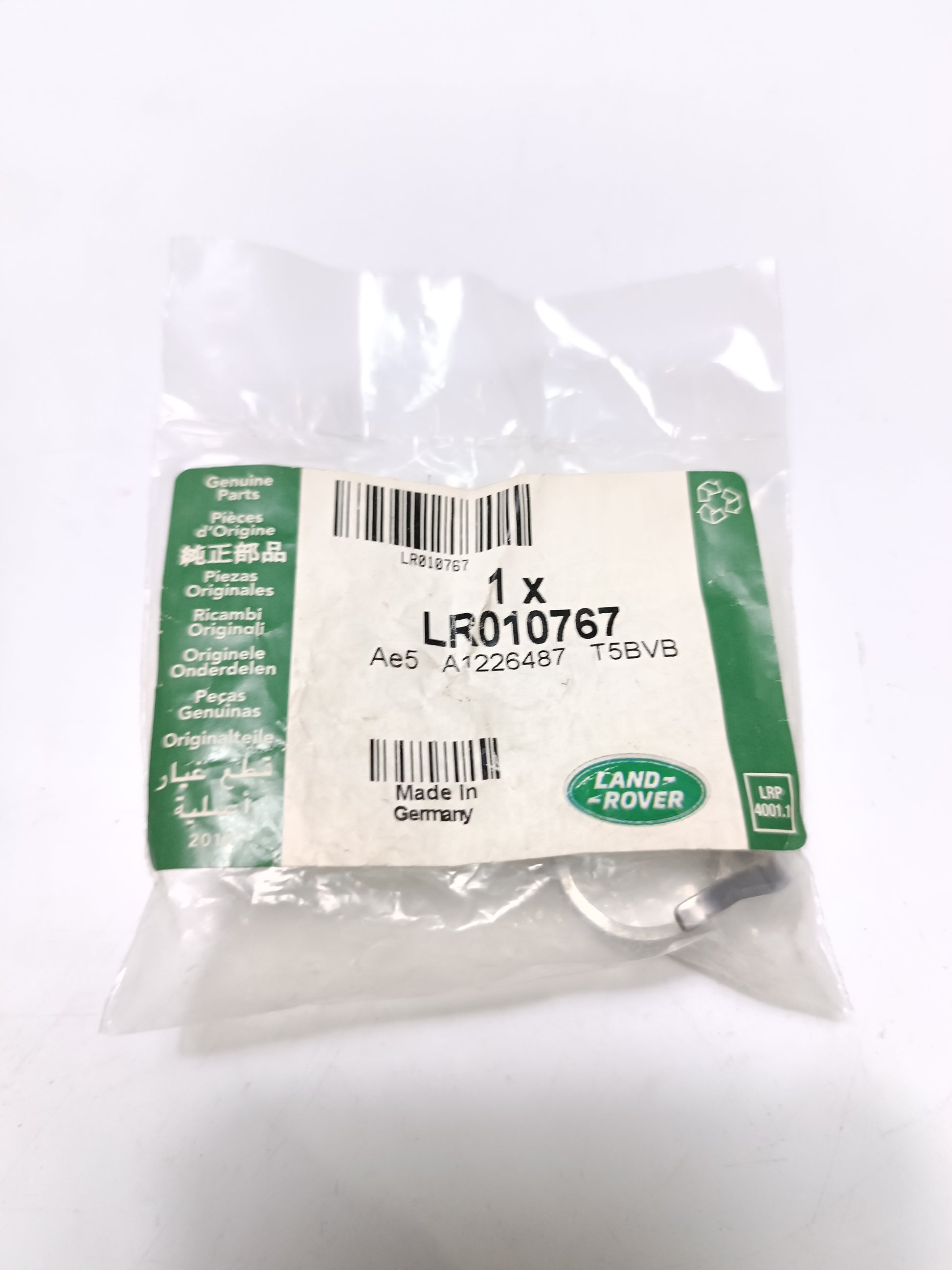 LR010767,AJ811671