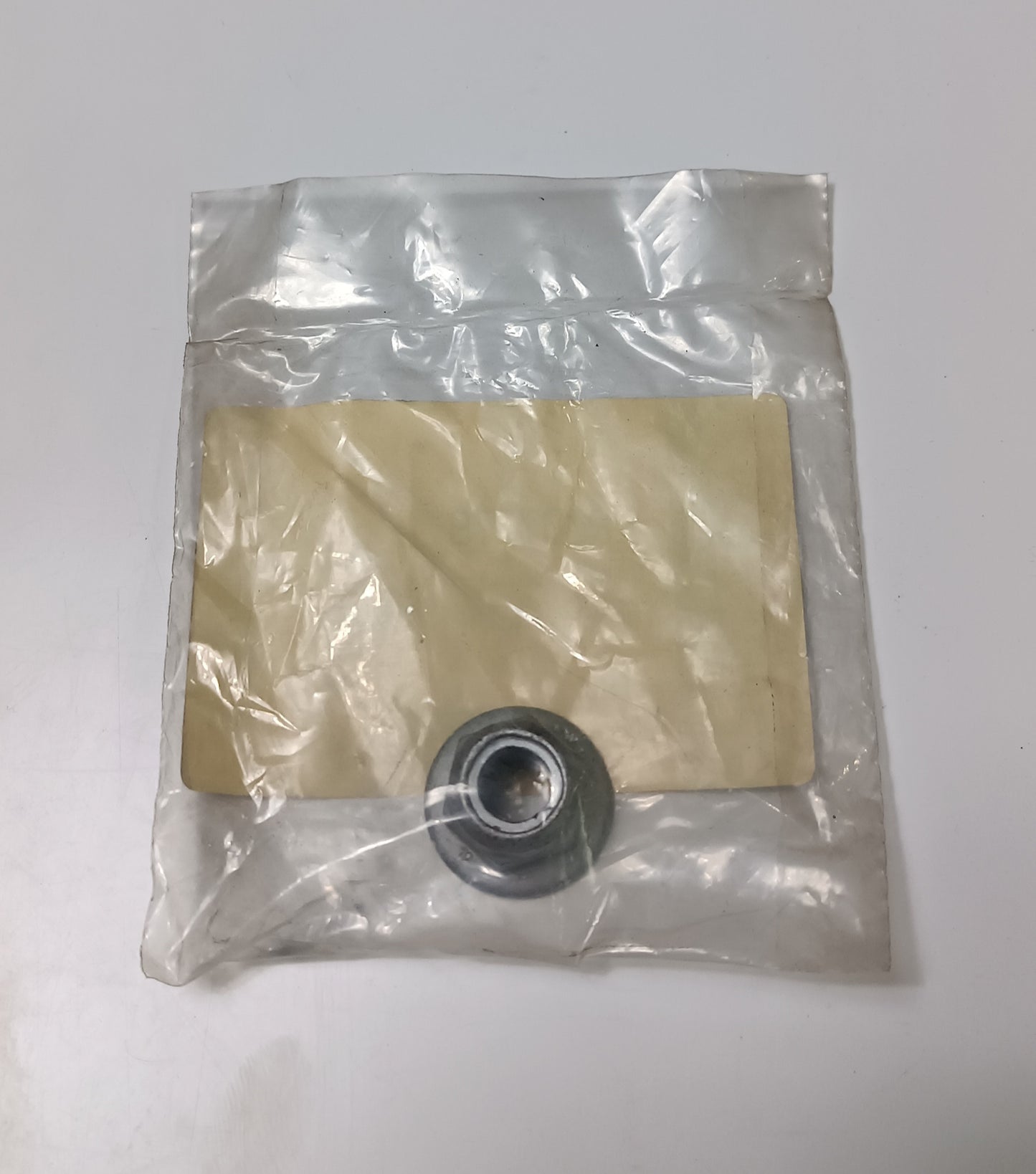 LR007779