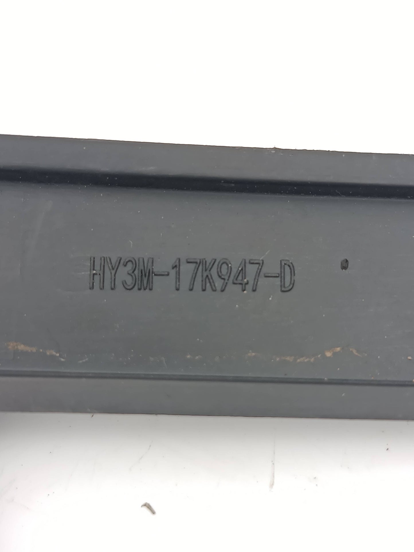 LR086054