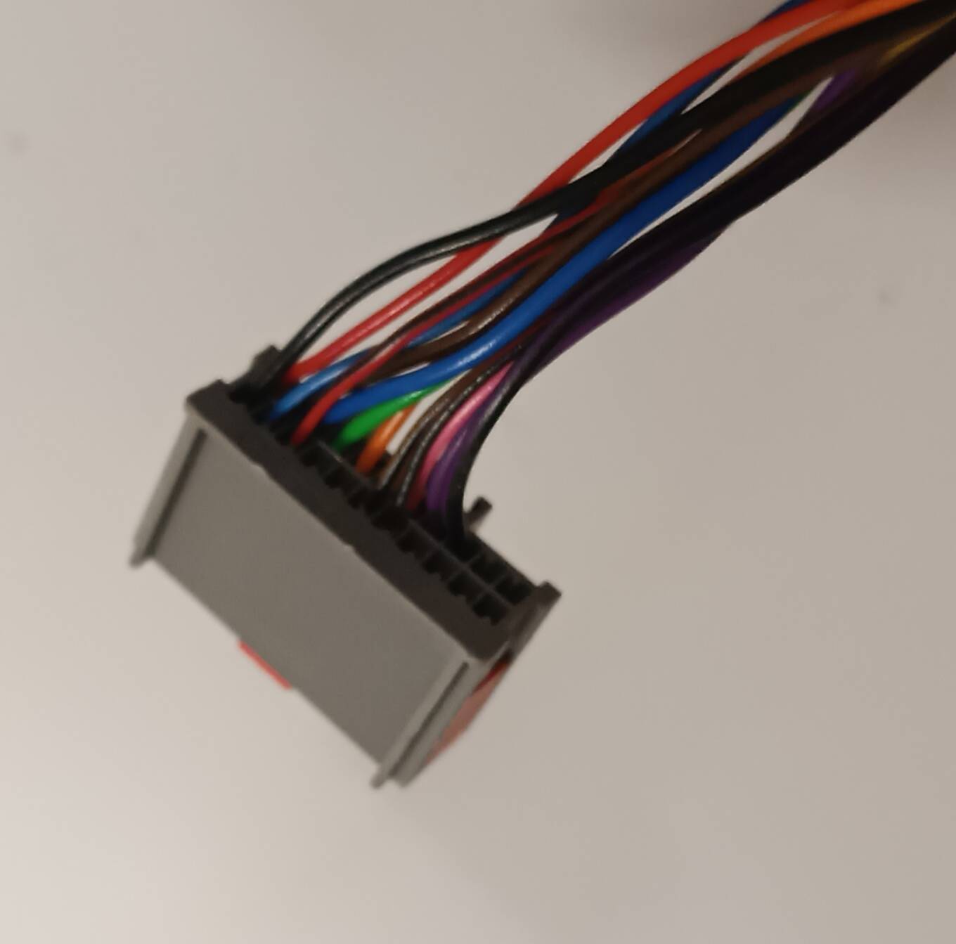 T4K20370